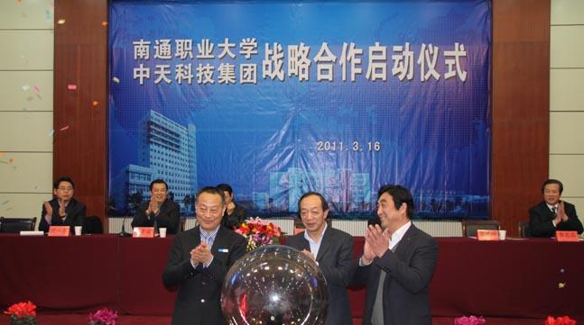 ΰ�¹���(victor1946)�ٷ���վ-Officials Website