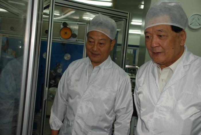 ΰ�¹���(victor1946)�ٷ���վ-Officials Website