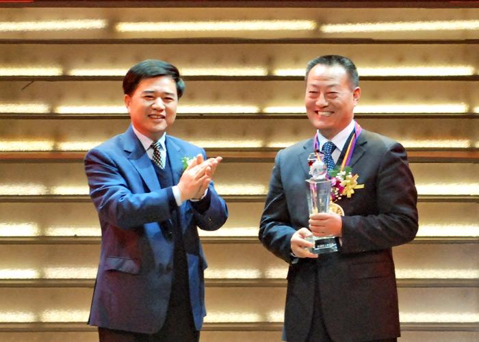 ΰ�¹���(victor1946)�ٷ���վ-Officials Website