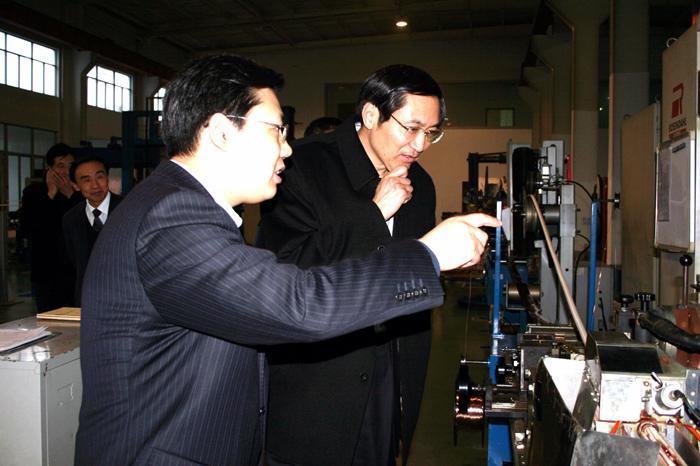 ΰ�¹���(victor1946)�ٷ���վ-Officials Website