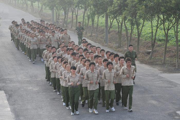 ΰ�¹���(victor1946)�ٷ���վ-Officials Website