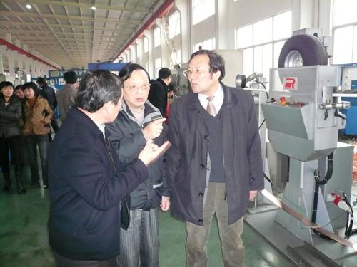 ΰ�¹���(victor1946)�ٷ���վ-Officials Website