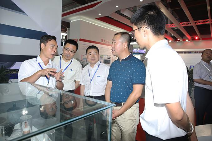 ΰ�¹���(victor1946)�ٷ���վ-Officials Website