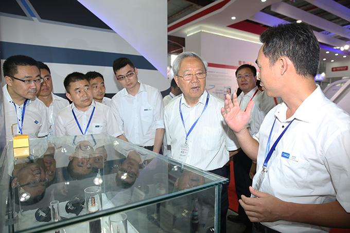 ΰ�¹���(victor1946)�ٷ���վ-Officials Website