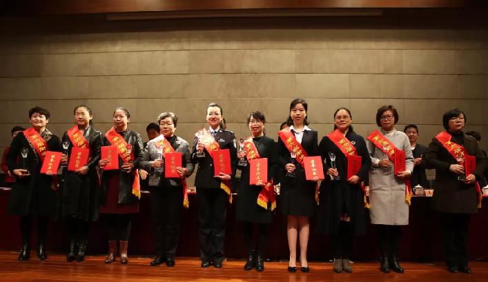 ΰ�¹���(victor1946)�ٷ���վ-Officials Website