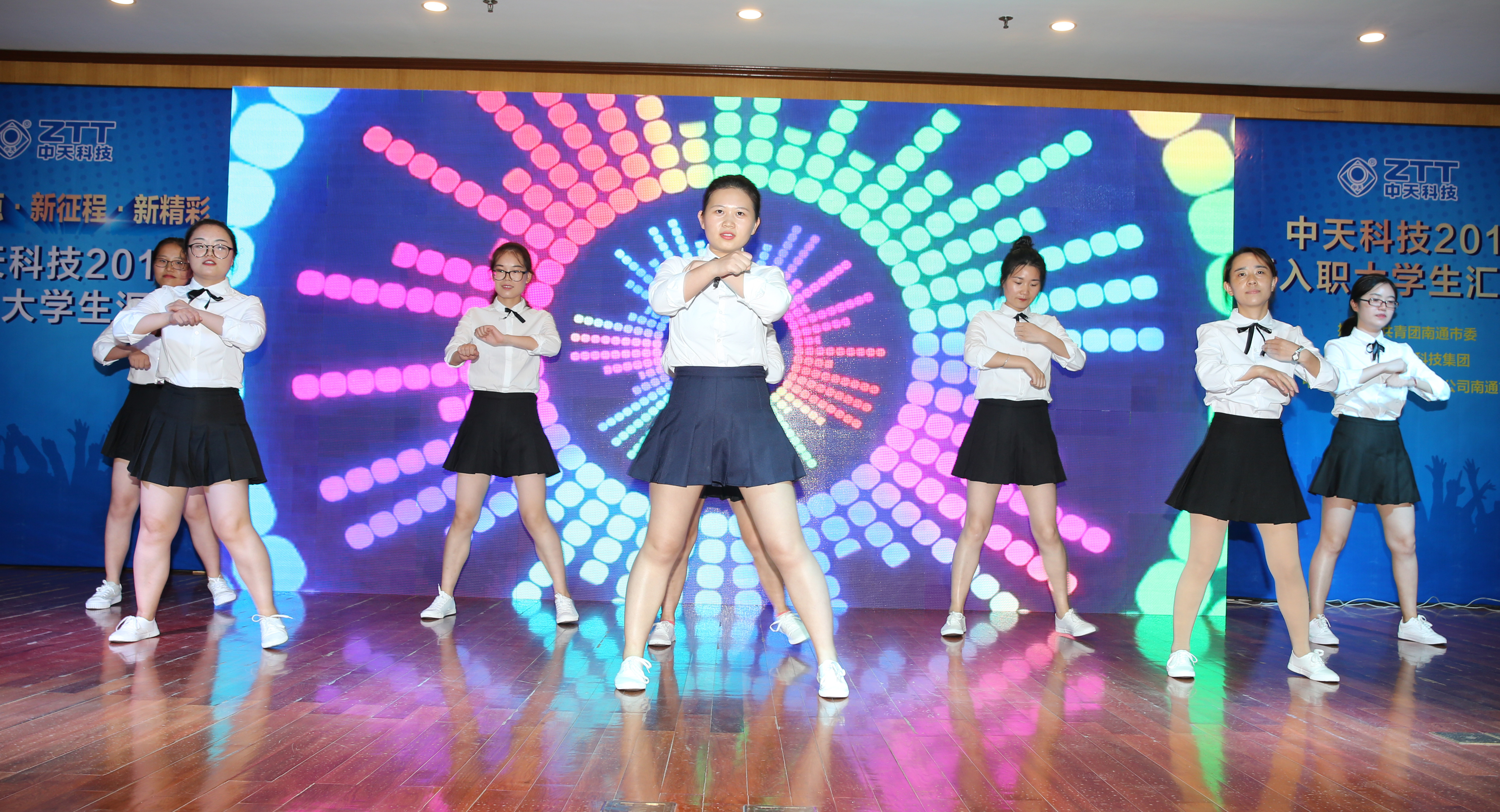 ΰ�¹���(victor1946)�ٷ���վ-Officials Website