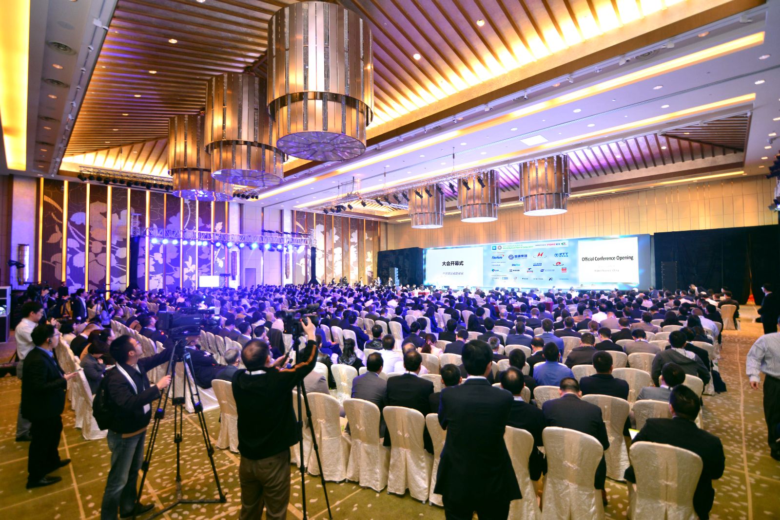 ΰ�¹���(victor1946)�ٷ���վ-Officials Website