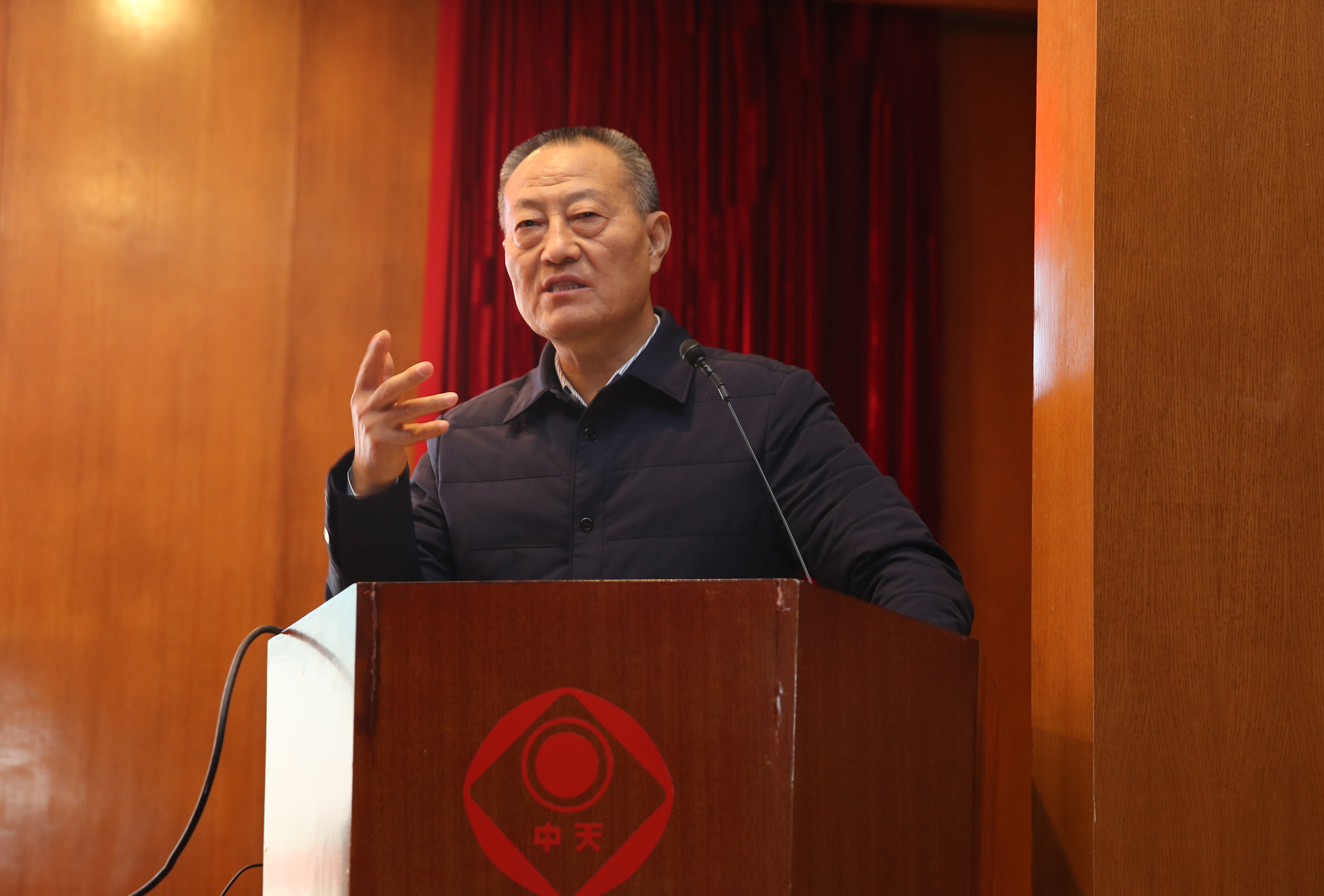 ΰ�¹���(victor1946)�ٷ���վ-Officials Website