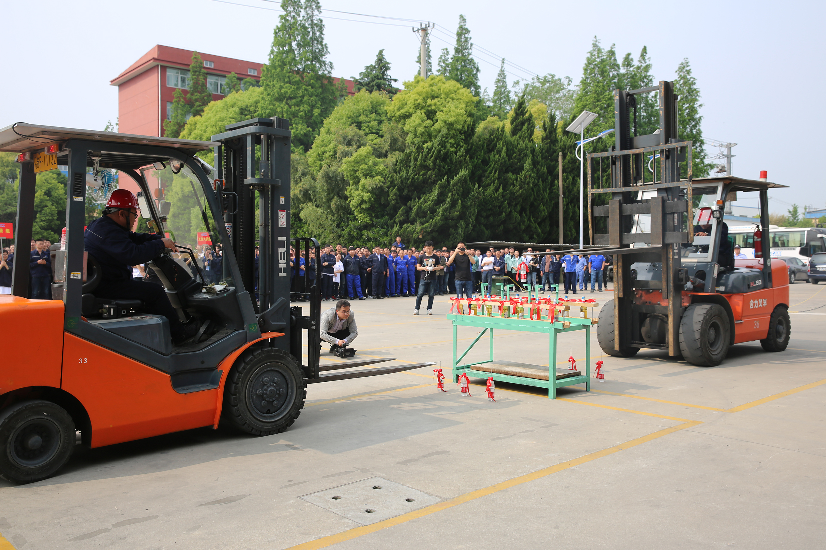 ΰ�¹���(victor1946)�ٷ���վ-Officials Website