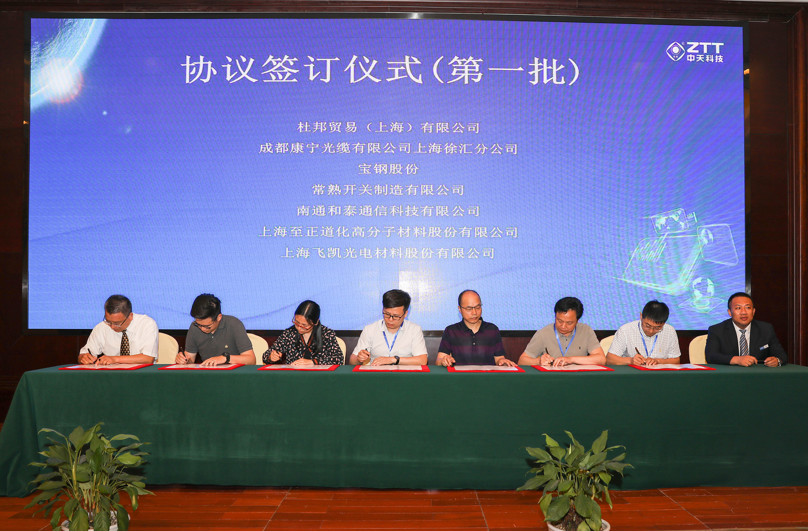 ΰ�¹���(victor1946)�ٷ���վ-Officials Website