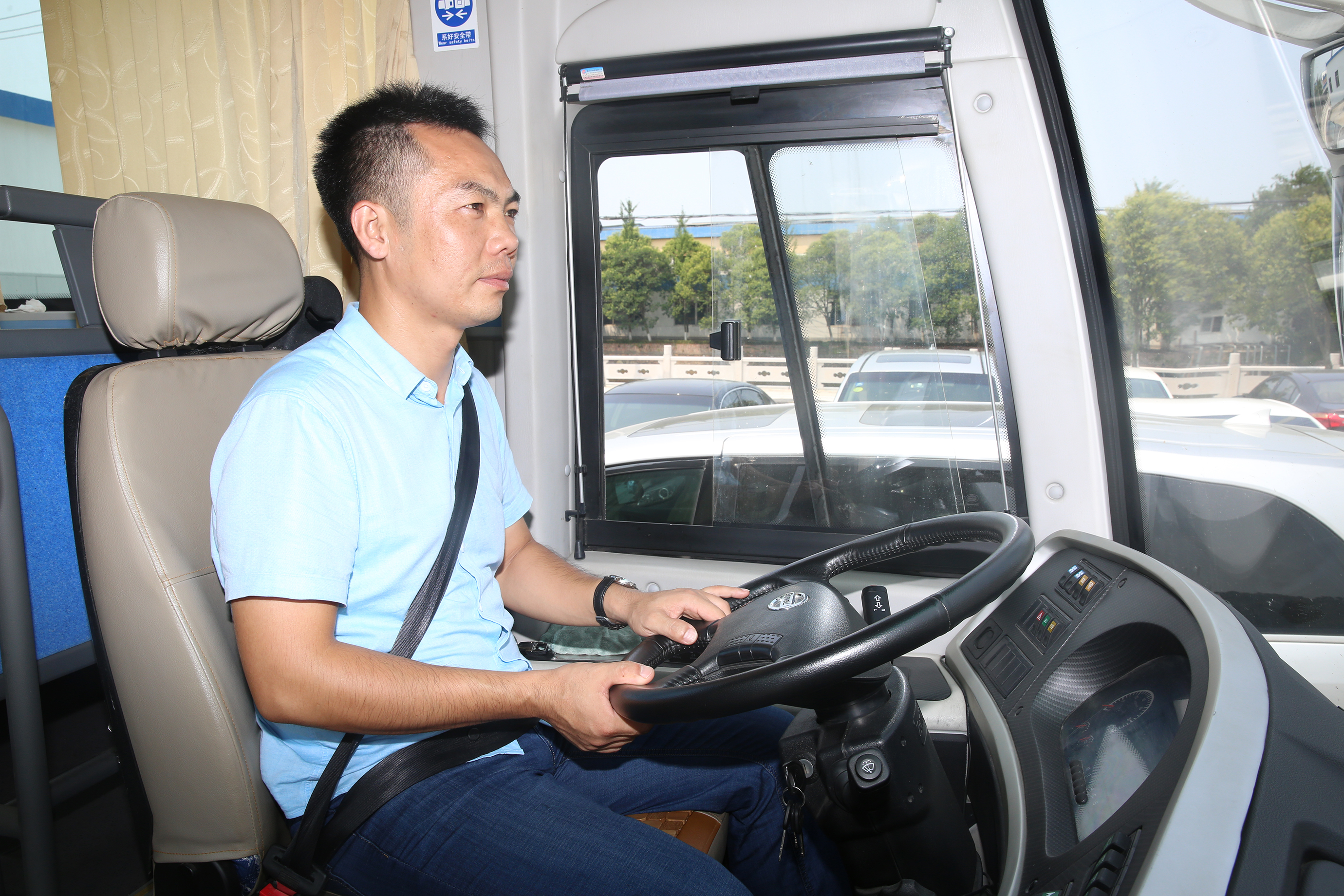 ΰ�¹���(victor1946)�ٷ���վ-Officials Website