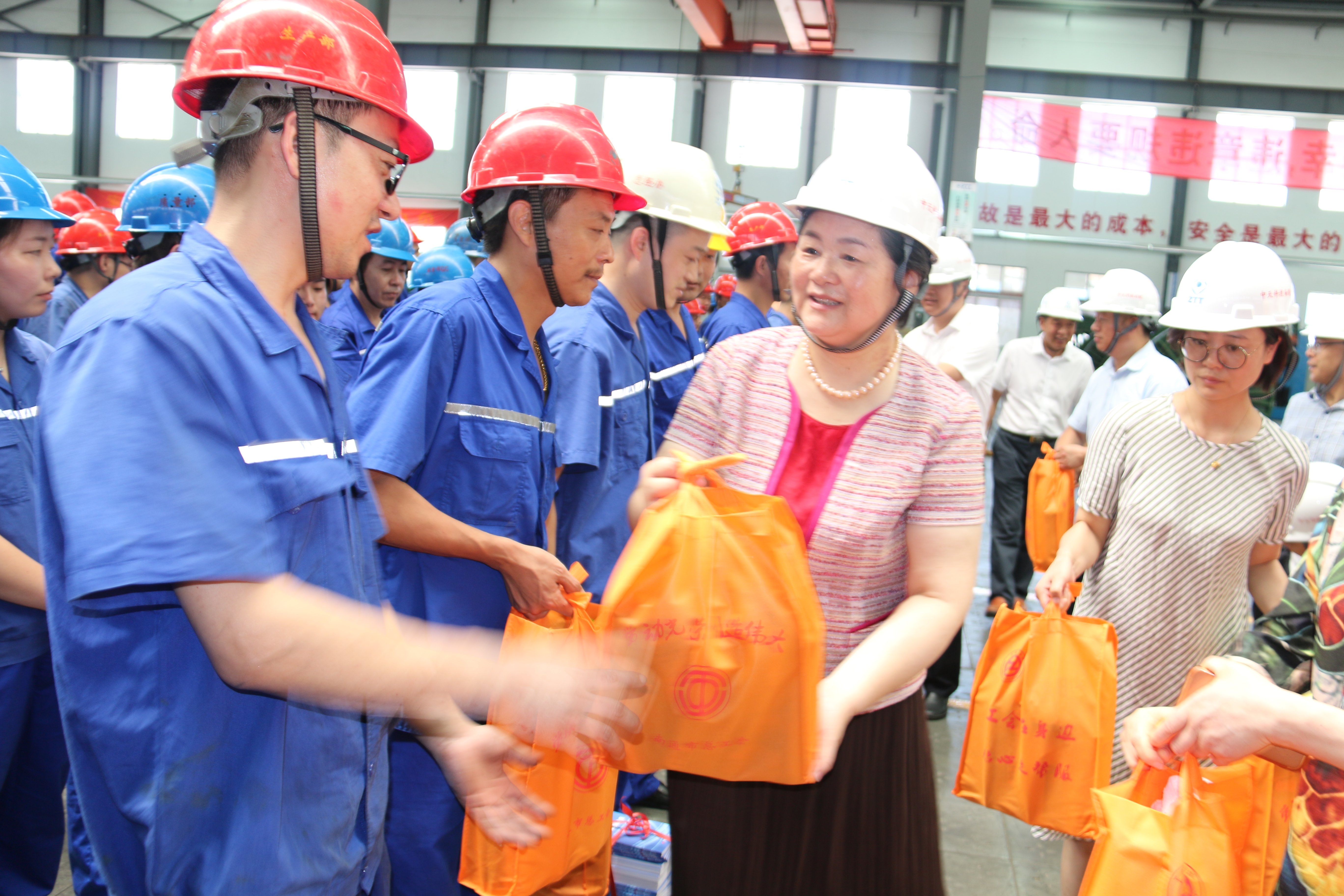 ΰ�¹���(victor1946)�ٷ���վ-Officials Website