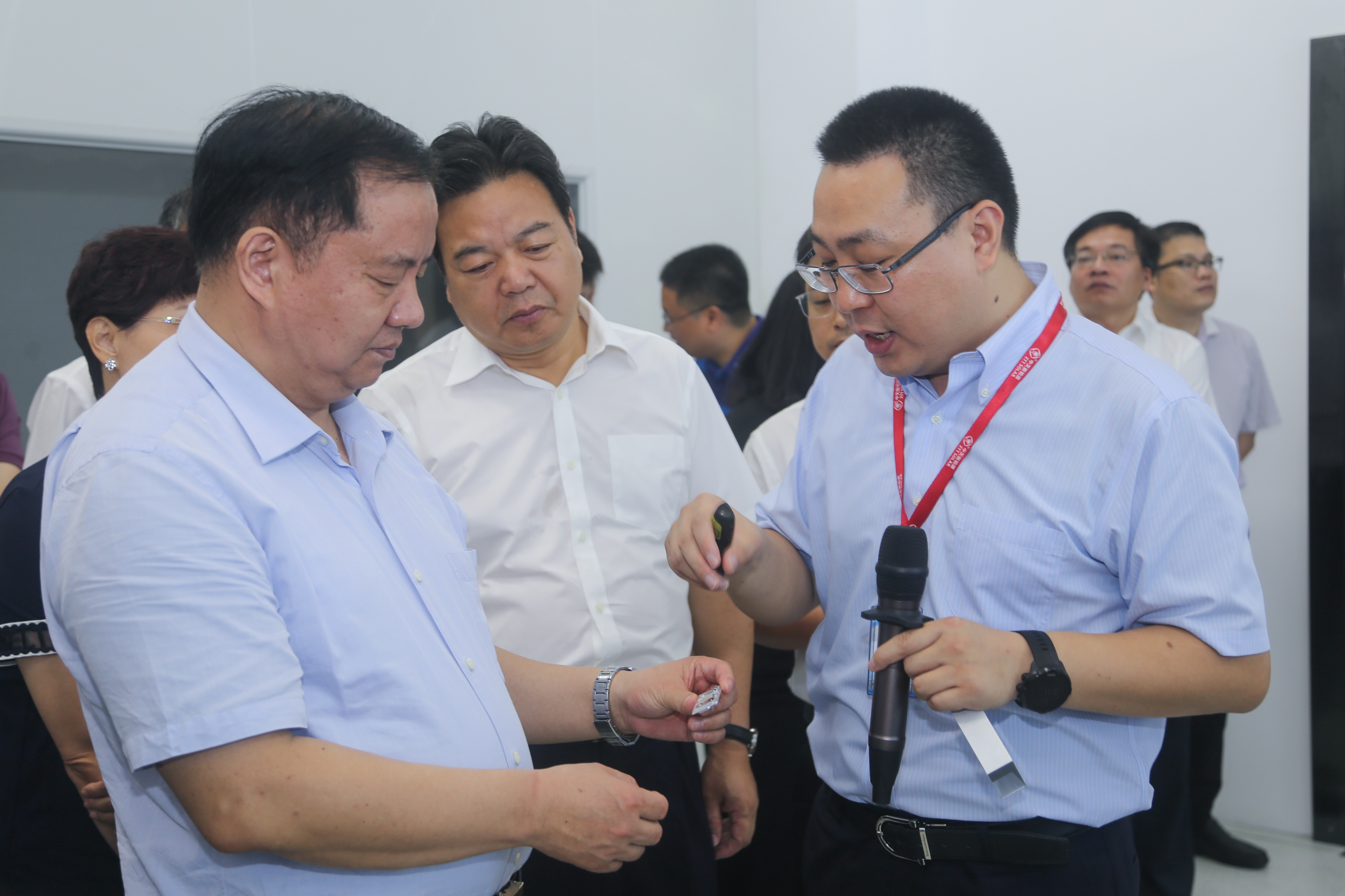 ΰ�¹���(victor1946)�ٷ���վ-Officials Website