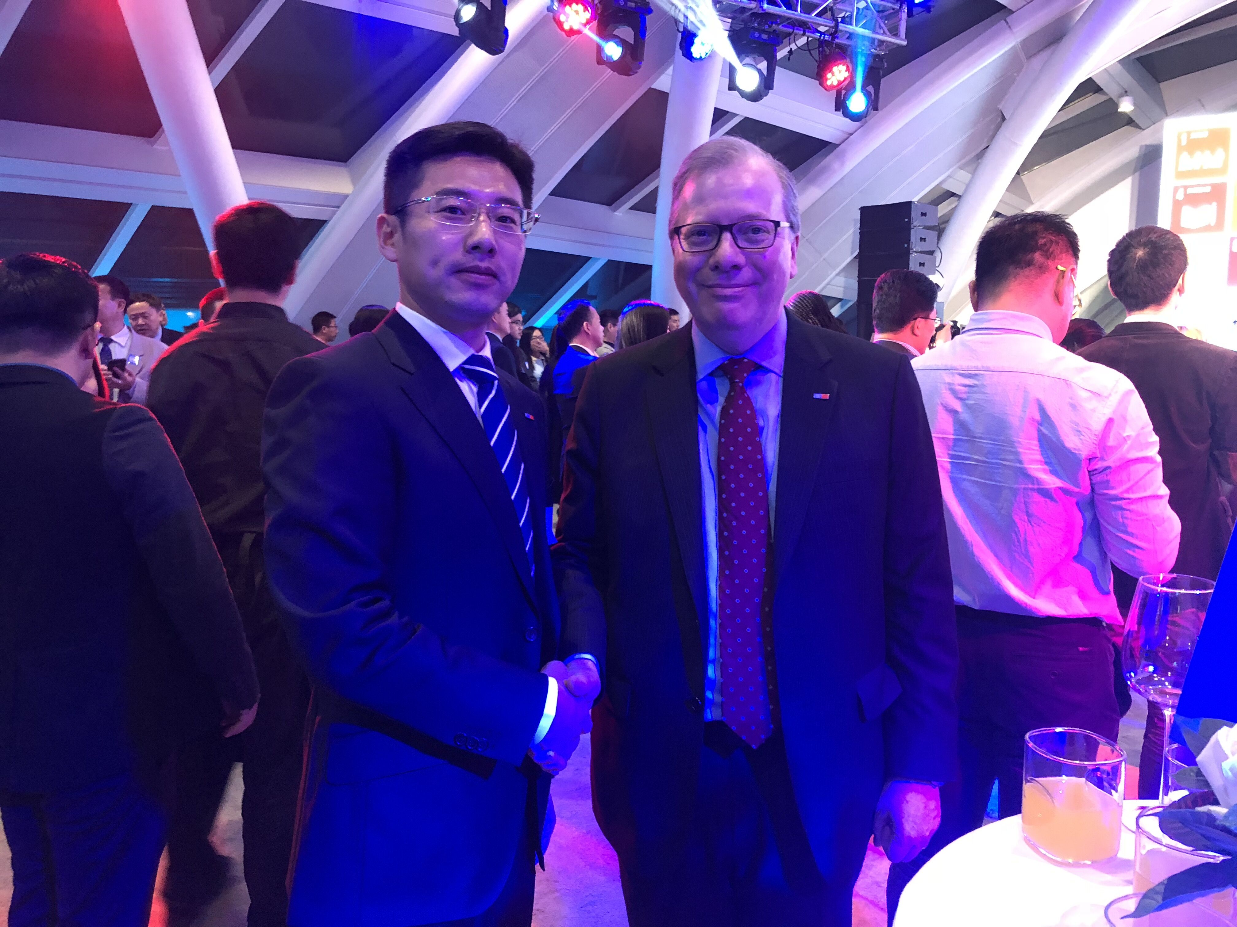 ΰ�¹���(victor1946)�ٷ���վ-Officials Website