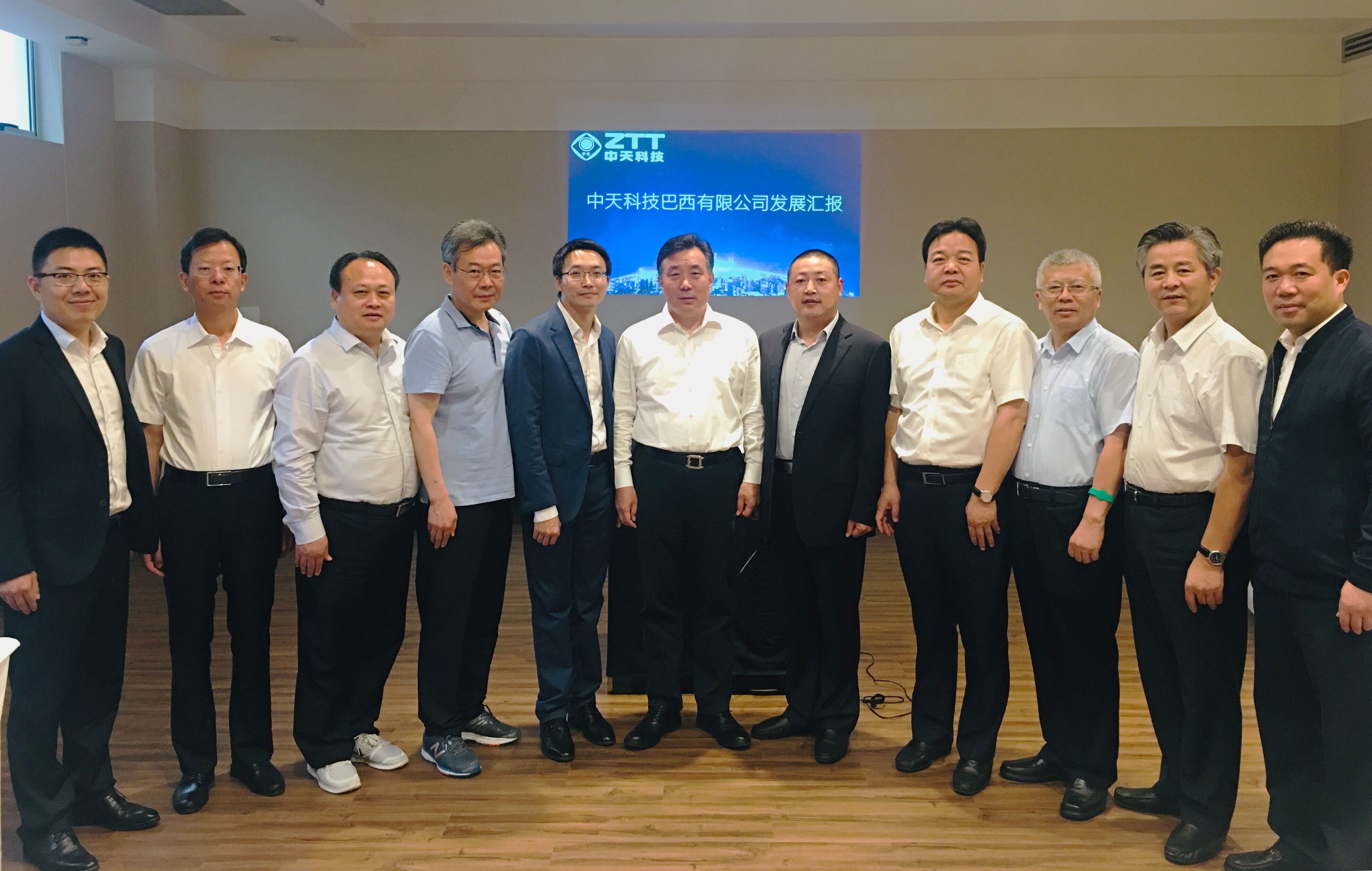 ΰ�¹���(victor1946)�ٷ���վ-Officials Website