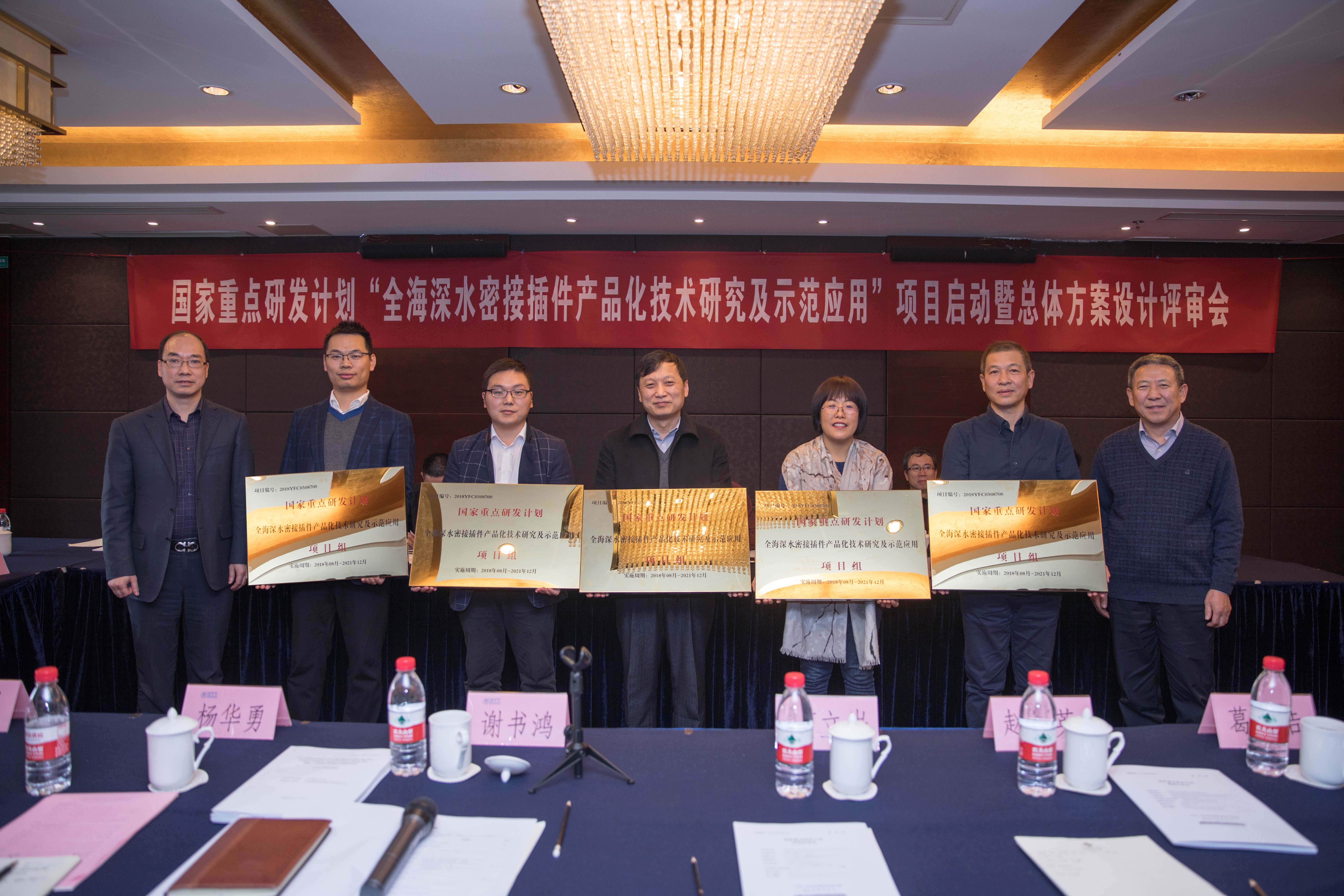 ΰ�¹���(victor1946)�ٷ���վ-Officials Website