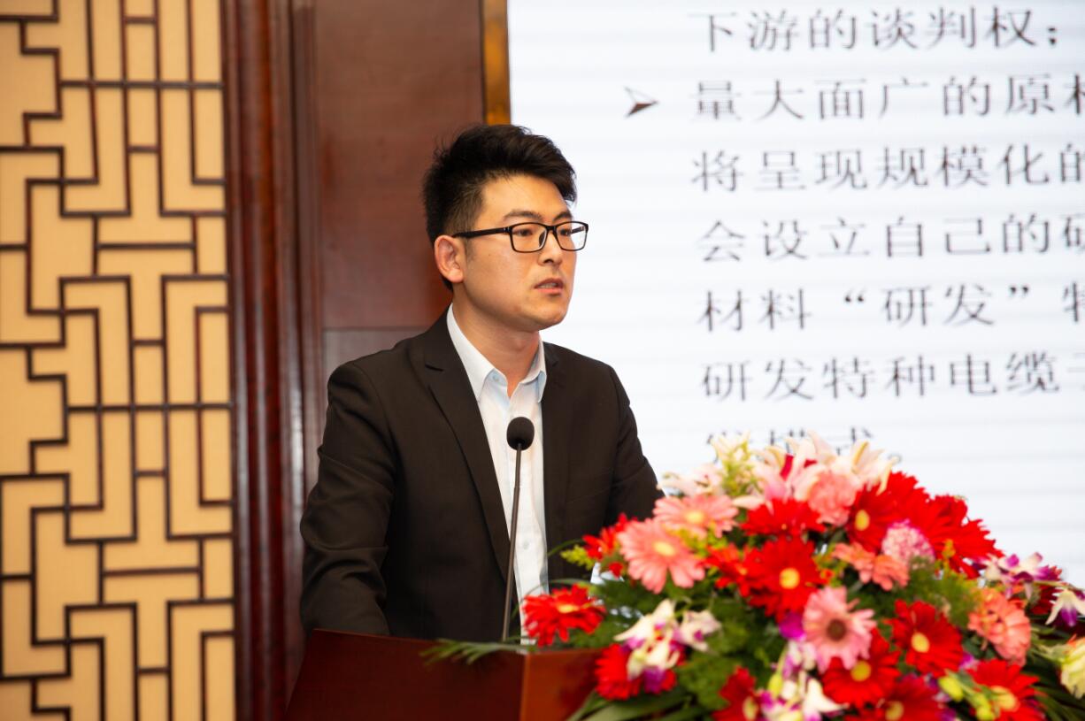 ΰ�¹���(victor1946)�ٷ���վ-Officials Website