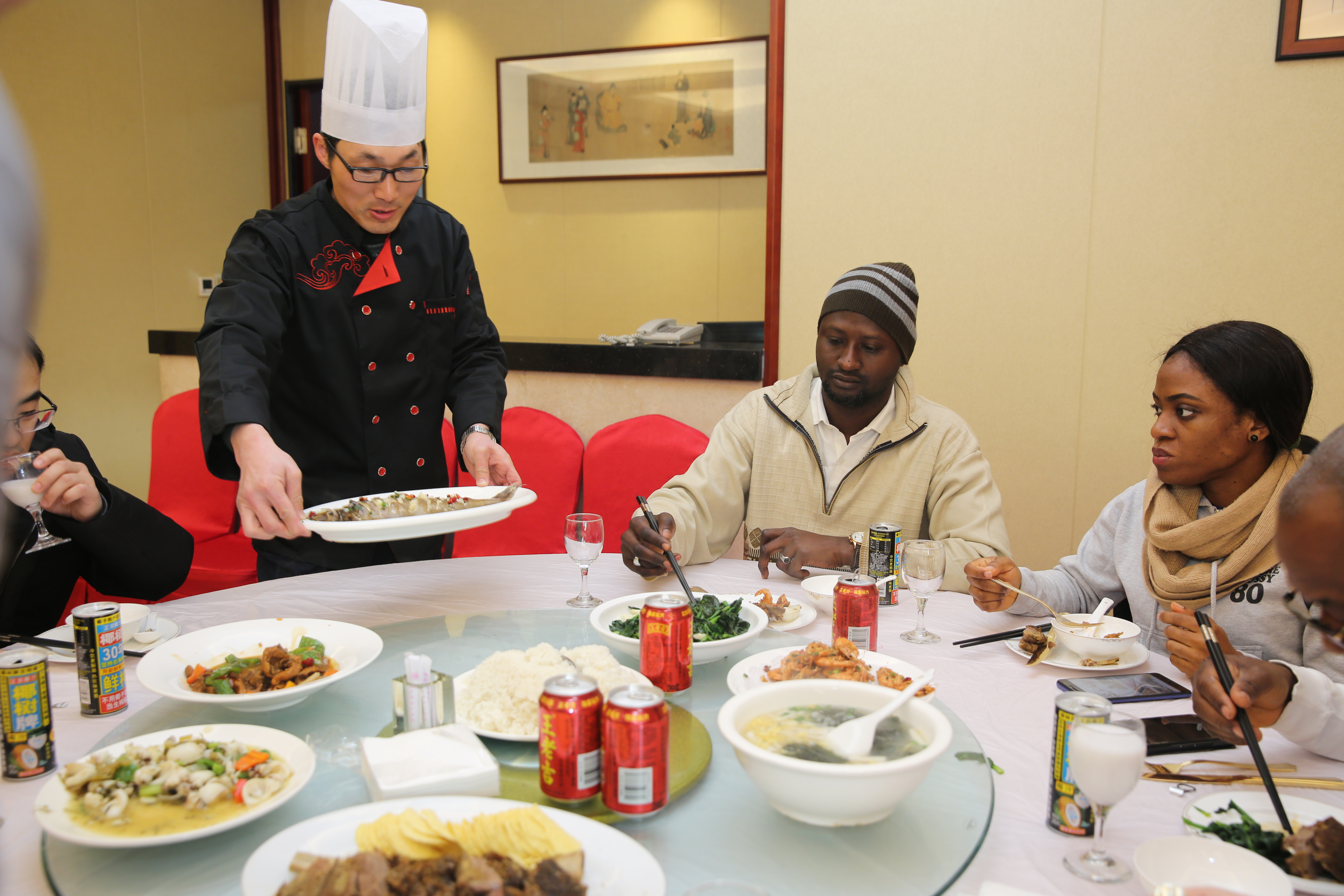 ΰ�¹���(victor1946)�ٷ���վ-Officials Website