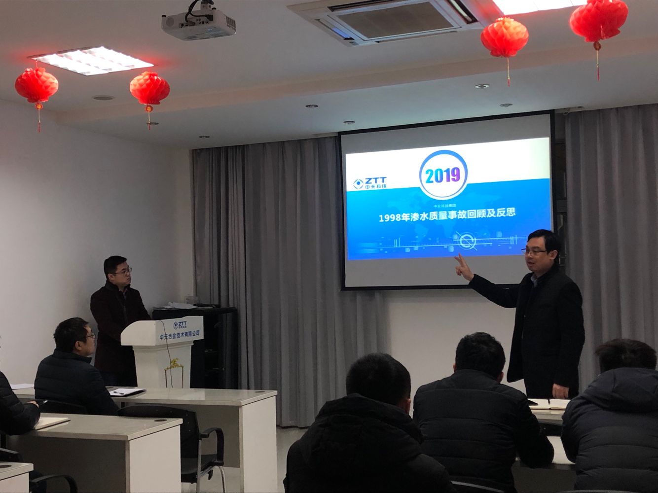 ΰ�¹���(victor1946)�ٷ���վ-Officials Website