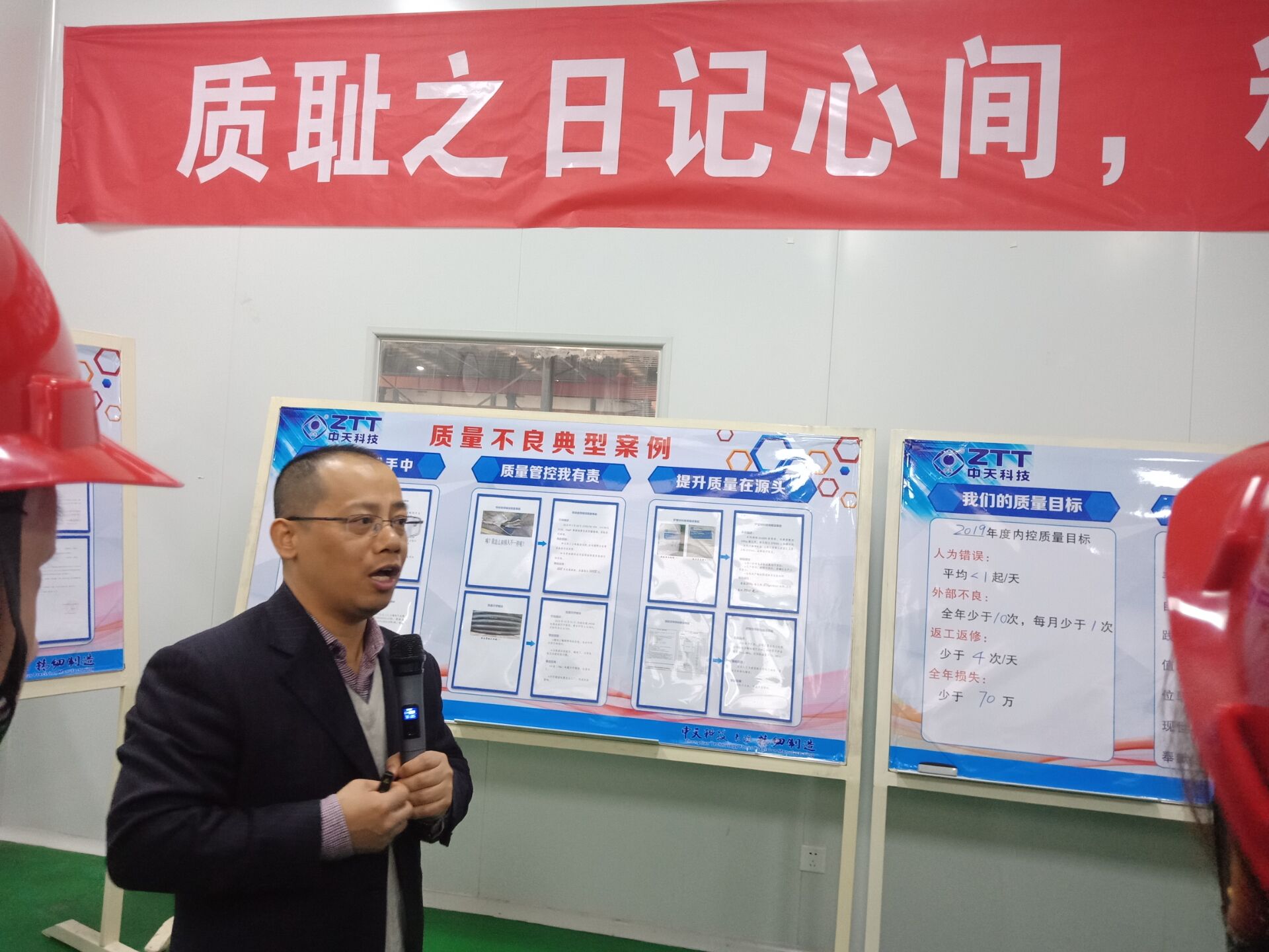 ΰ�¹���(victor1946)�ٷ���վ-Officials Website