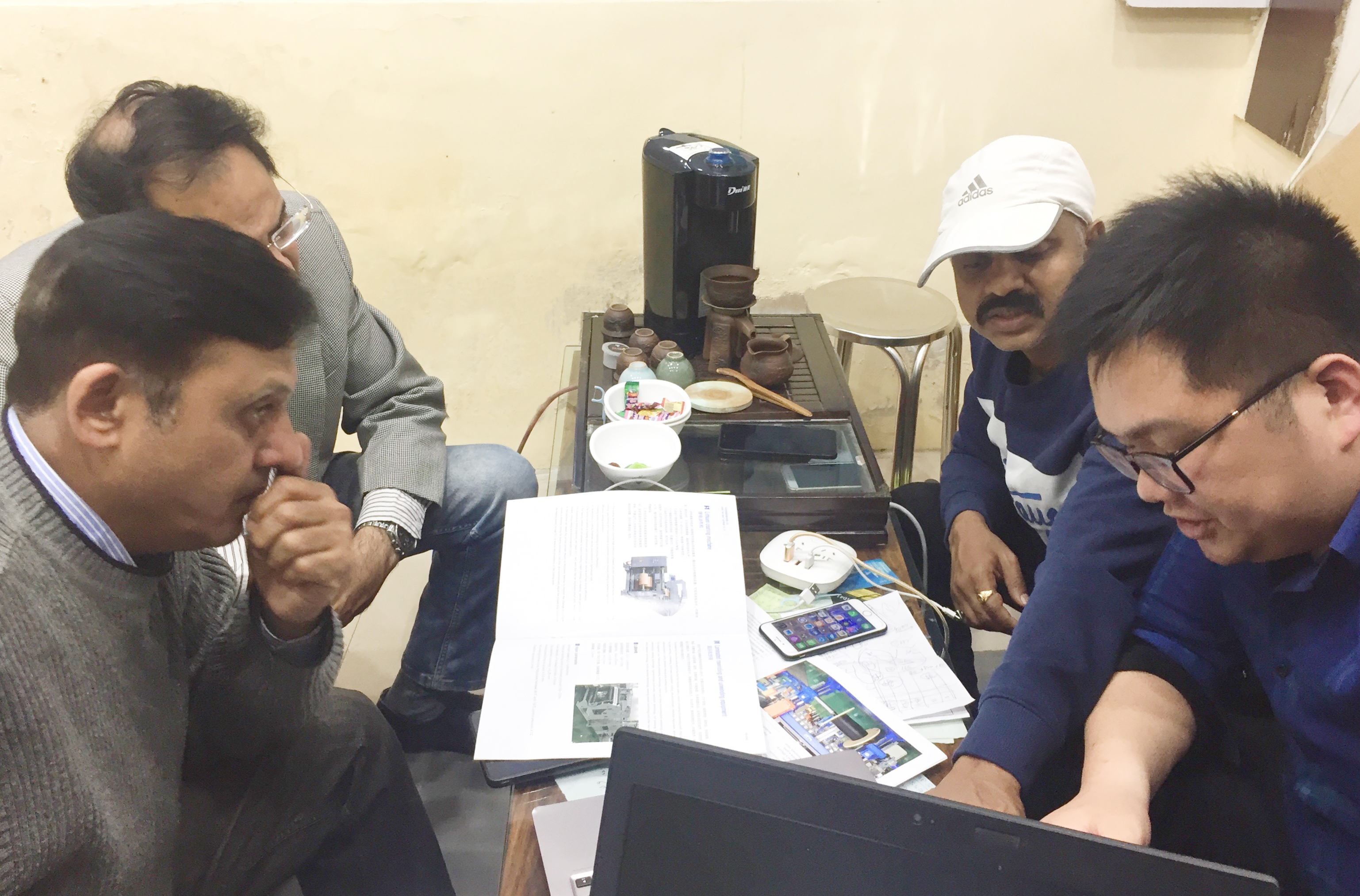 ΰ�¹���(victor1946)�ٷ���վ-Officials Website