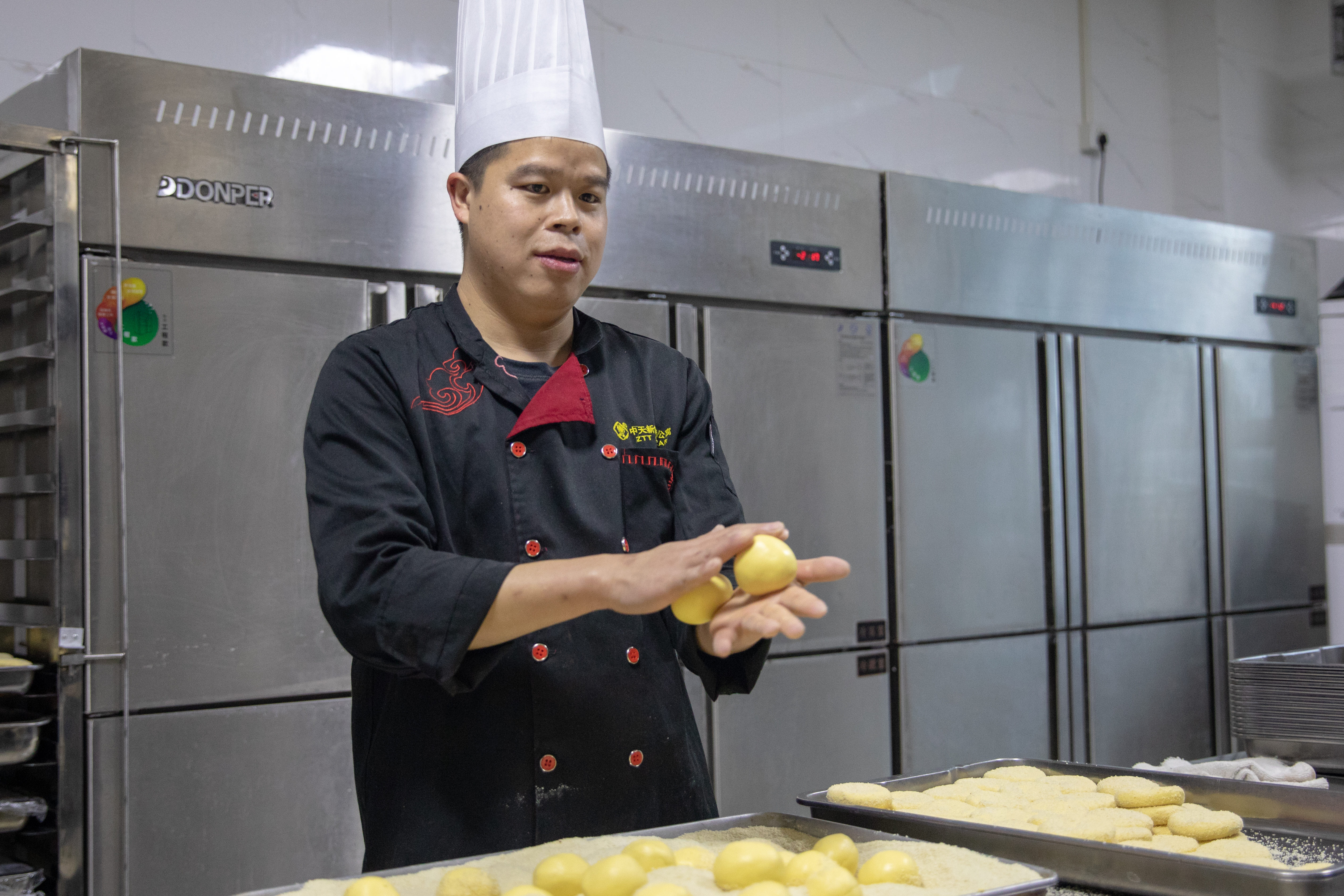 ΰ�¹���(victor1946)�ٷ���վ-Officials Website