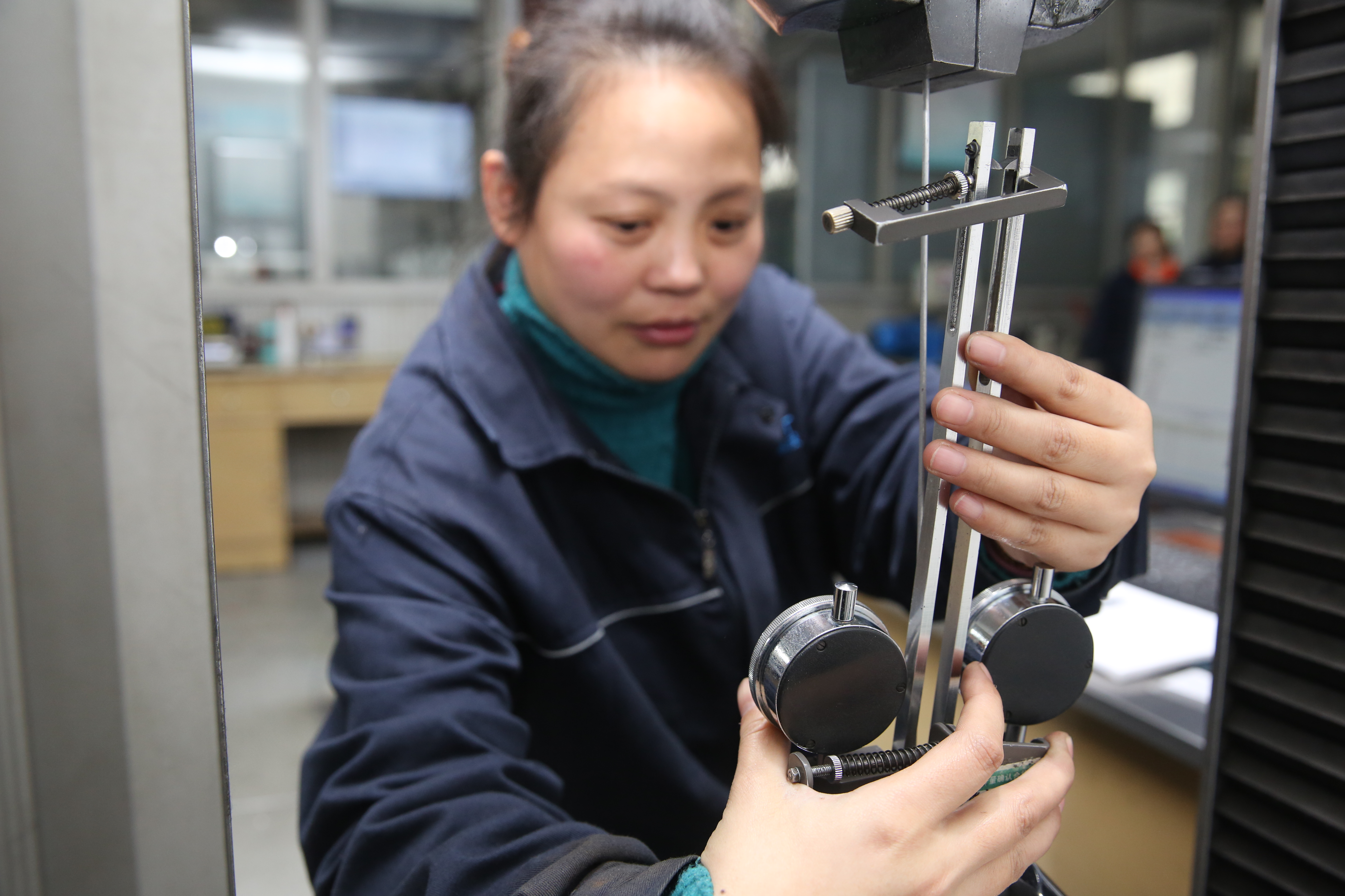 ΰ�¹���(victor1946)�ٷ���վ-Officials Website