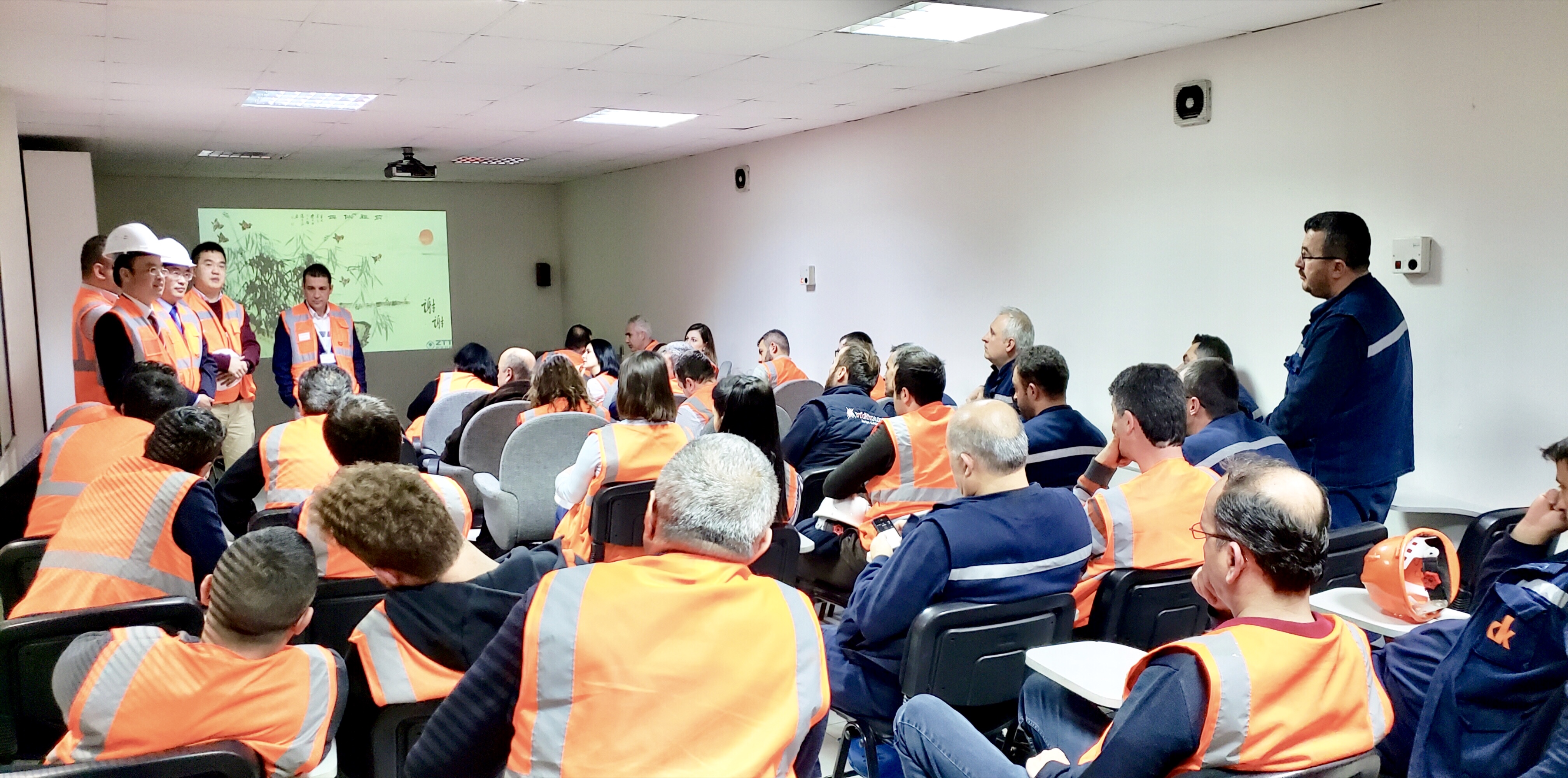 ΰ�¹���(victor1946)�ٷ���վ-Officials Website