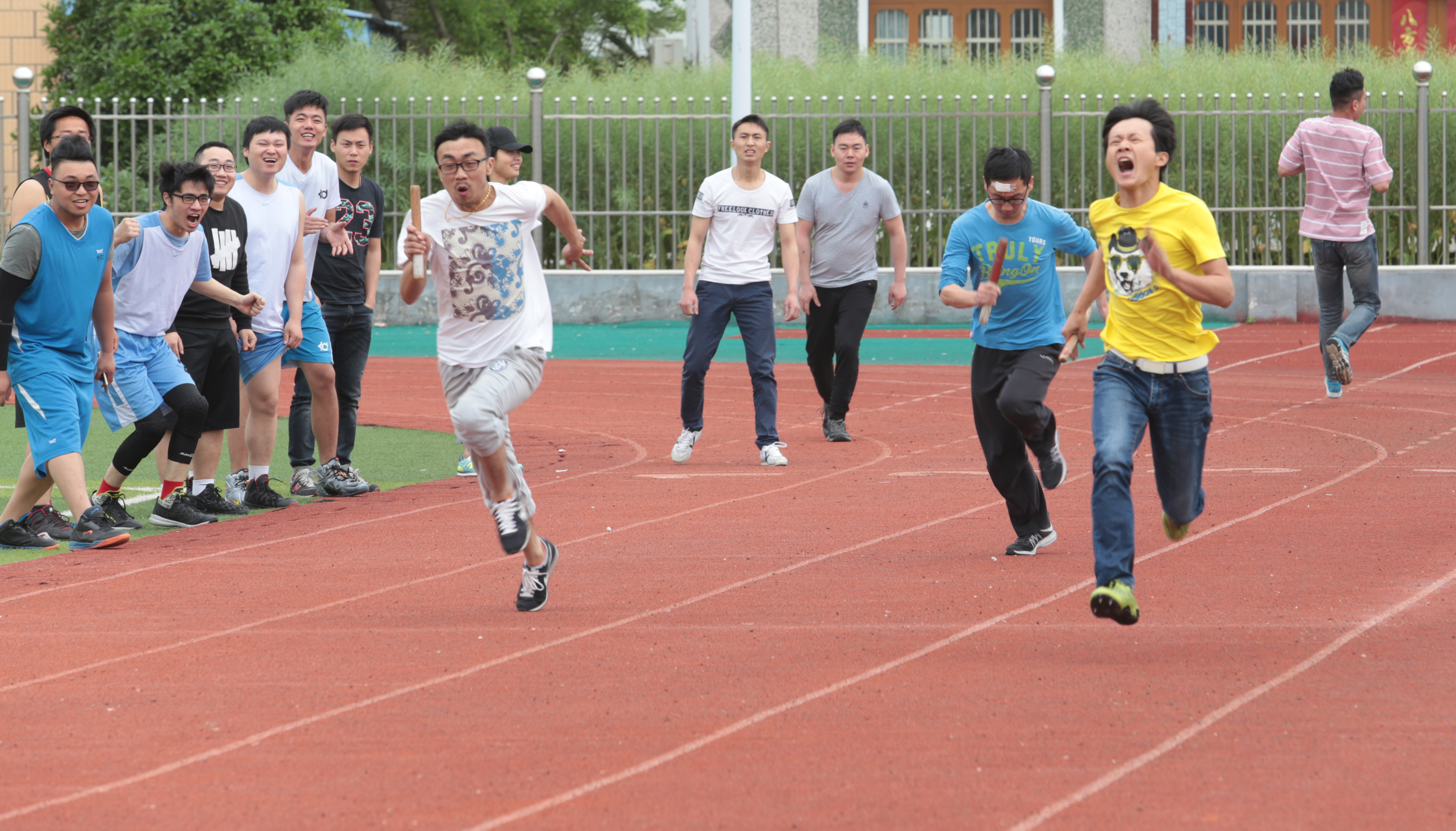 ΰ�¹���(victor1946)�ٷ���վ-Officials Website