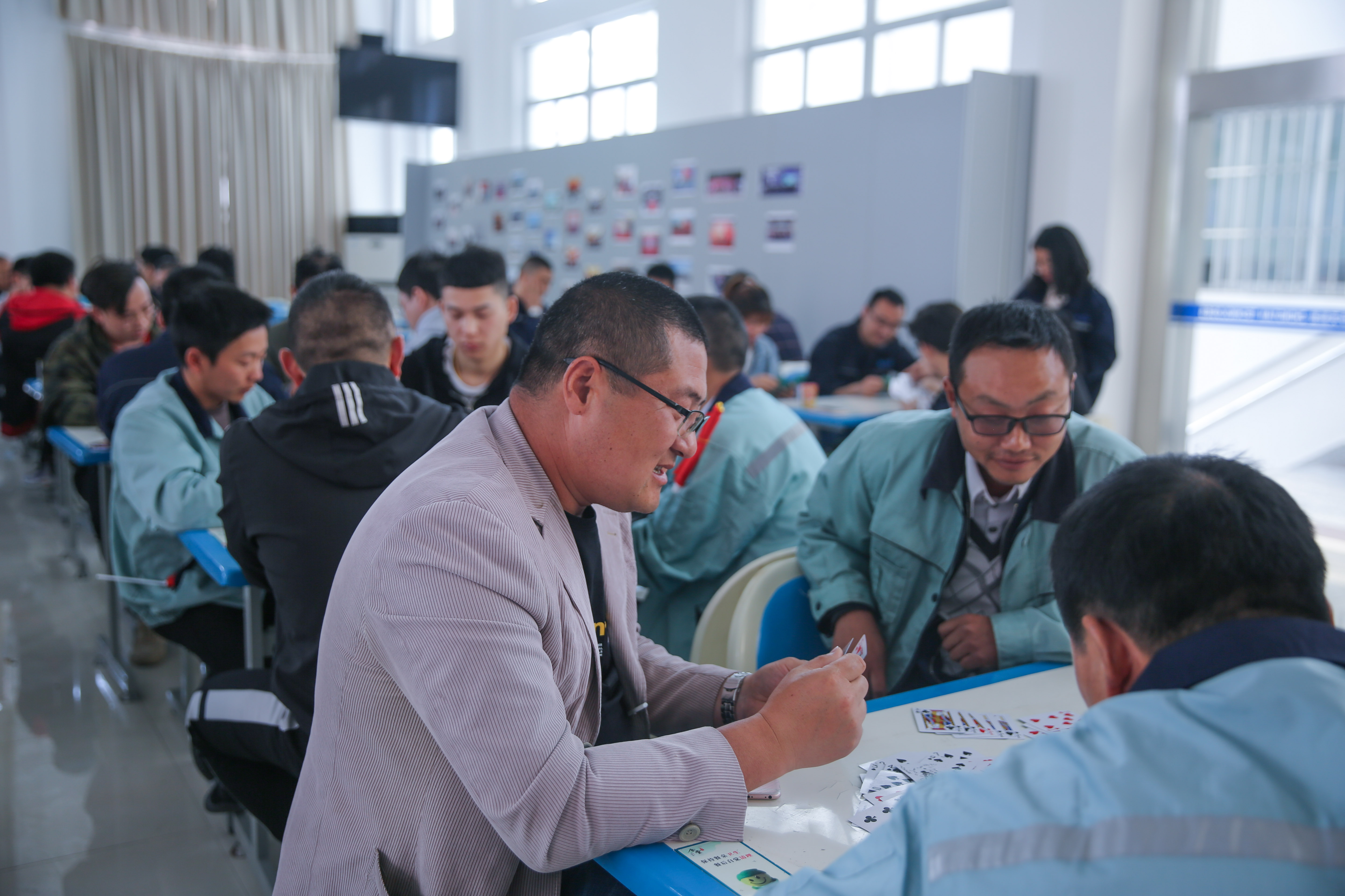 ΰ�¹���(victor1946)�ٷ���վ-Officials Website