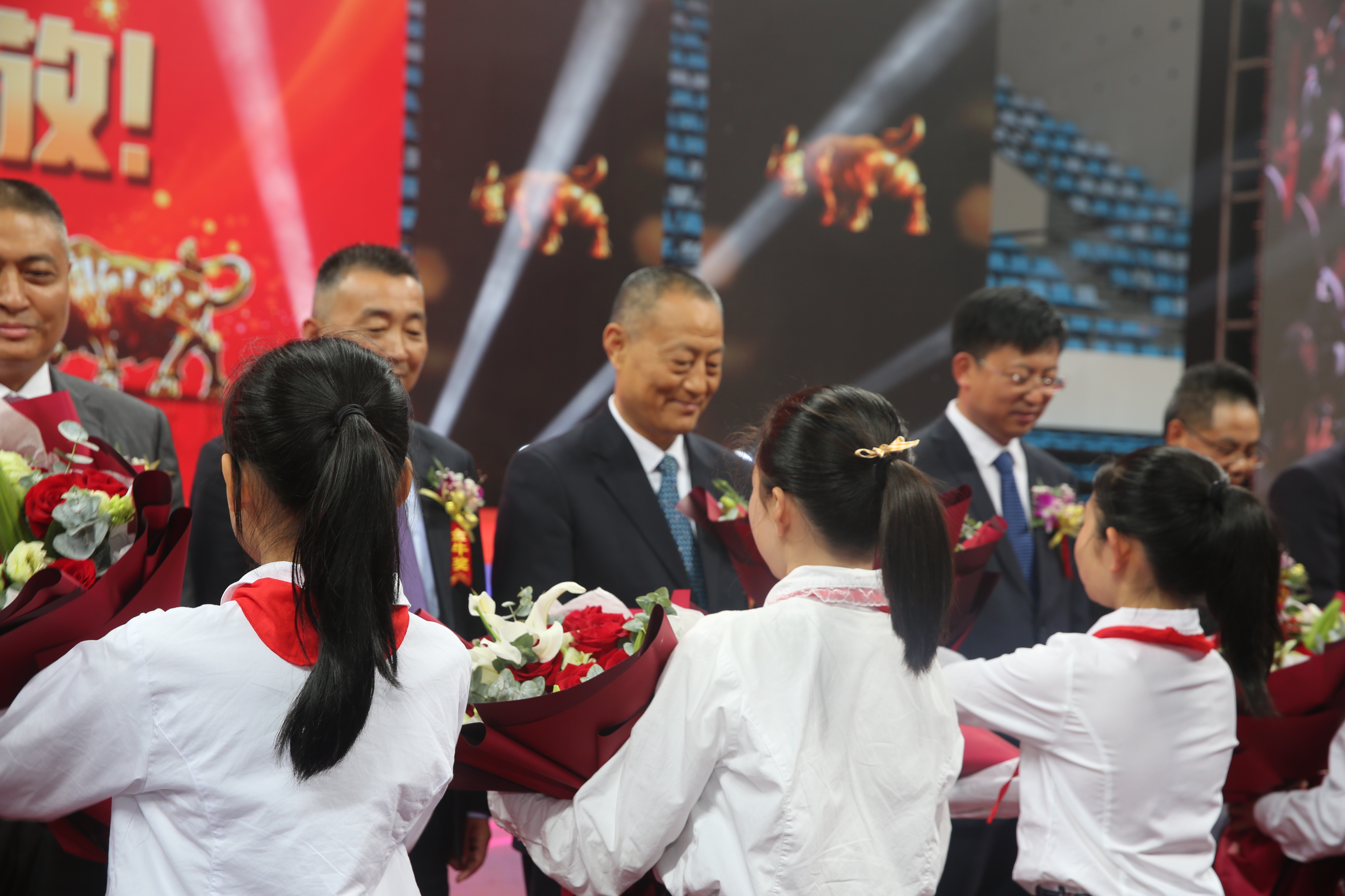 ΰ�¹���(victor1946)�ٷ���վ-Officials Website