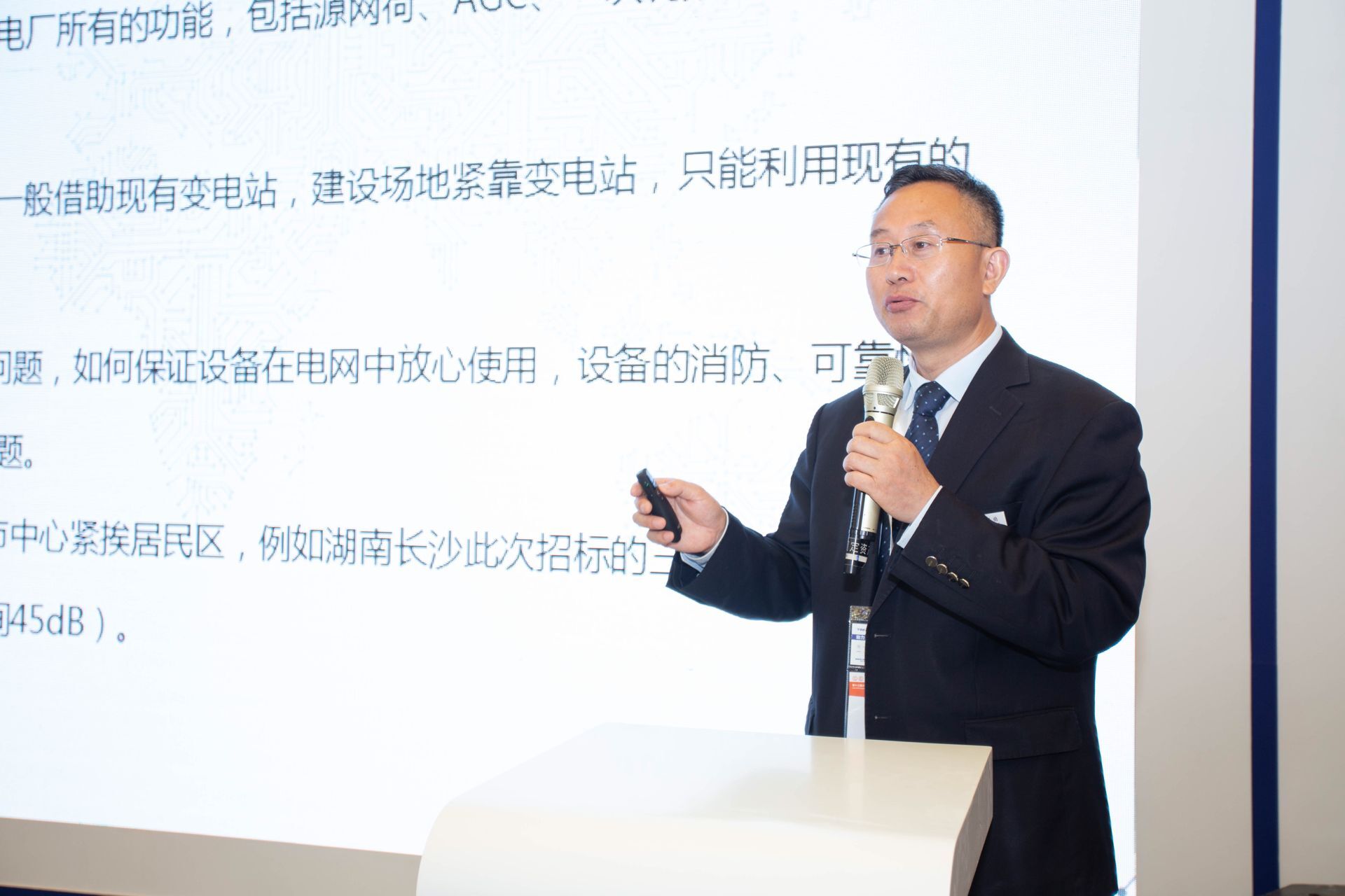 ΰ�¹���(victor1946)�ٷ���վ-Officials Website