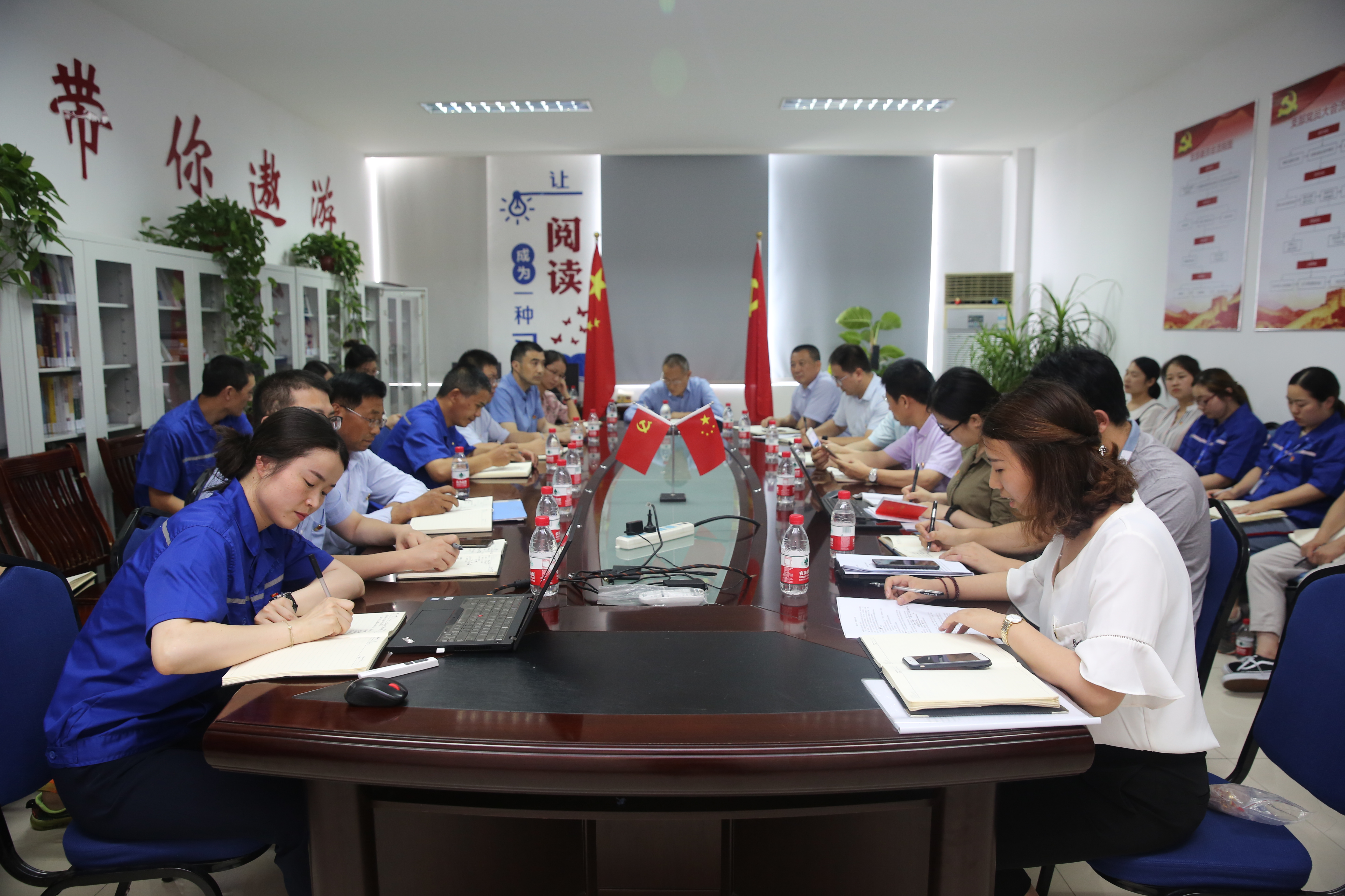 ΰ�¹���(victor1946)�ٷ���վ-Officials Website