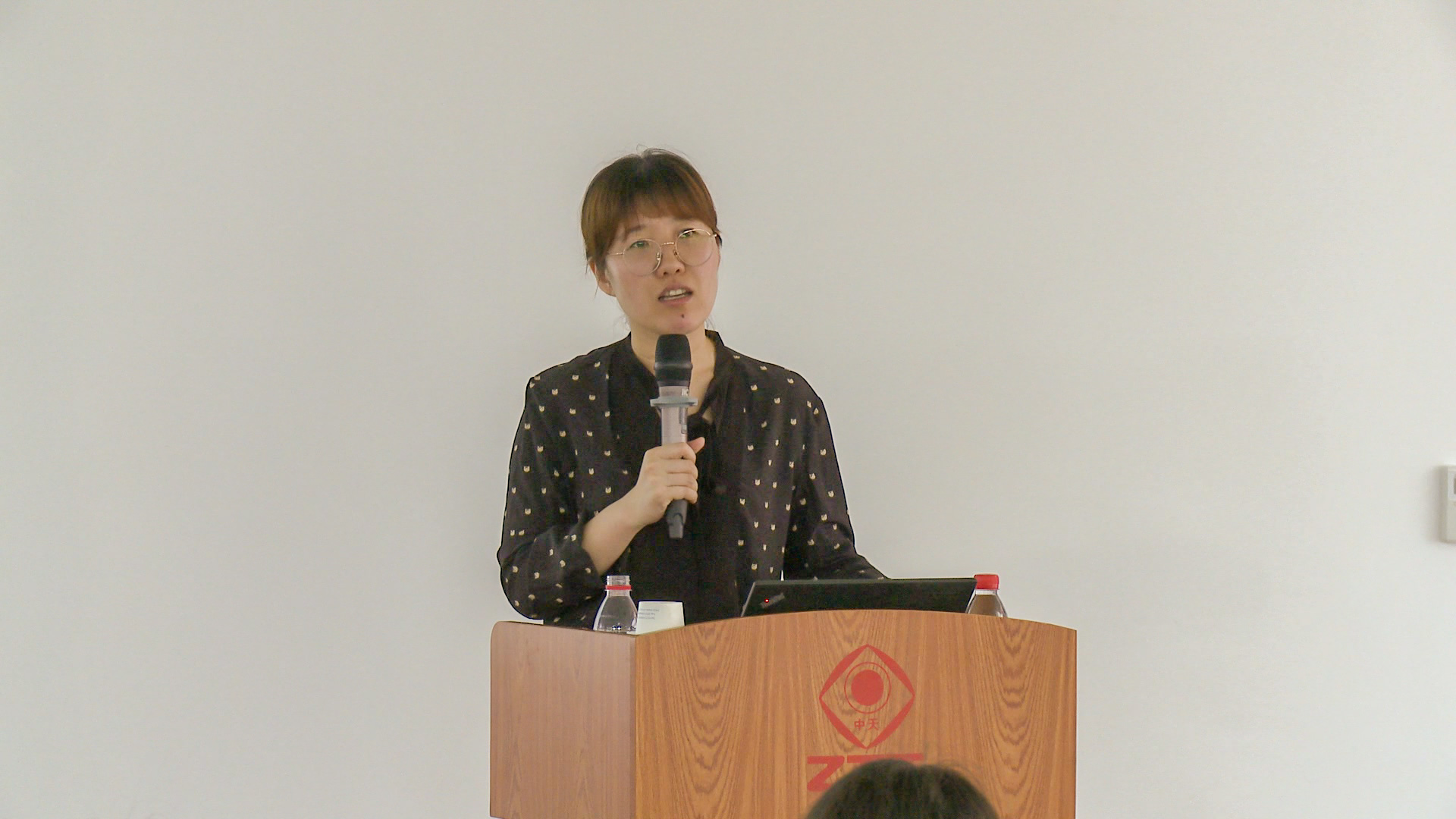 ΰ�¹���(victor1946)�ٷ���վ-Officials Website