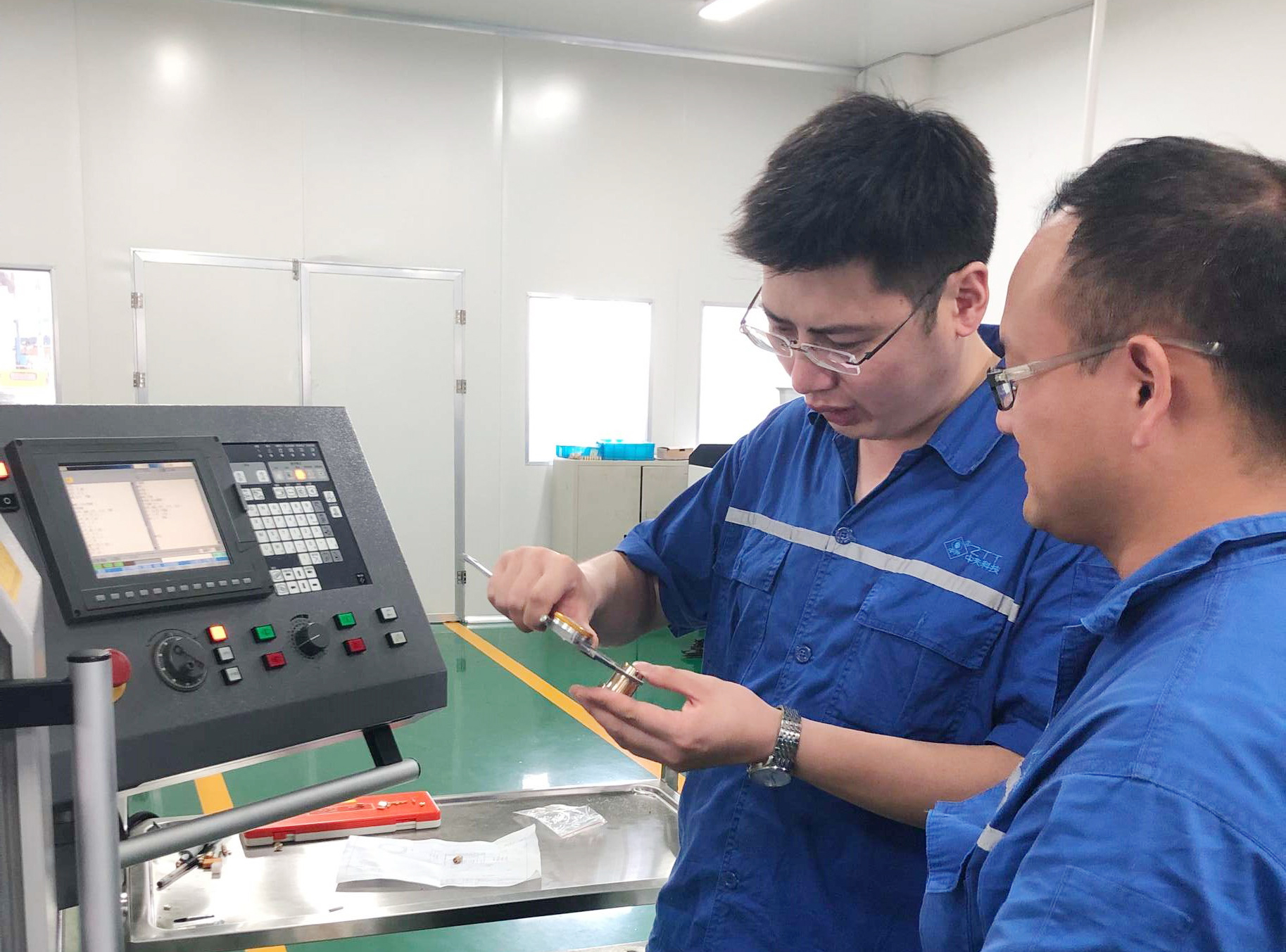 ΰ�¹���(victor1946)�ٷ���վ-Officials Website