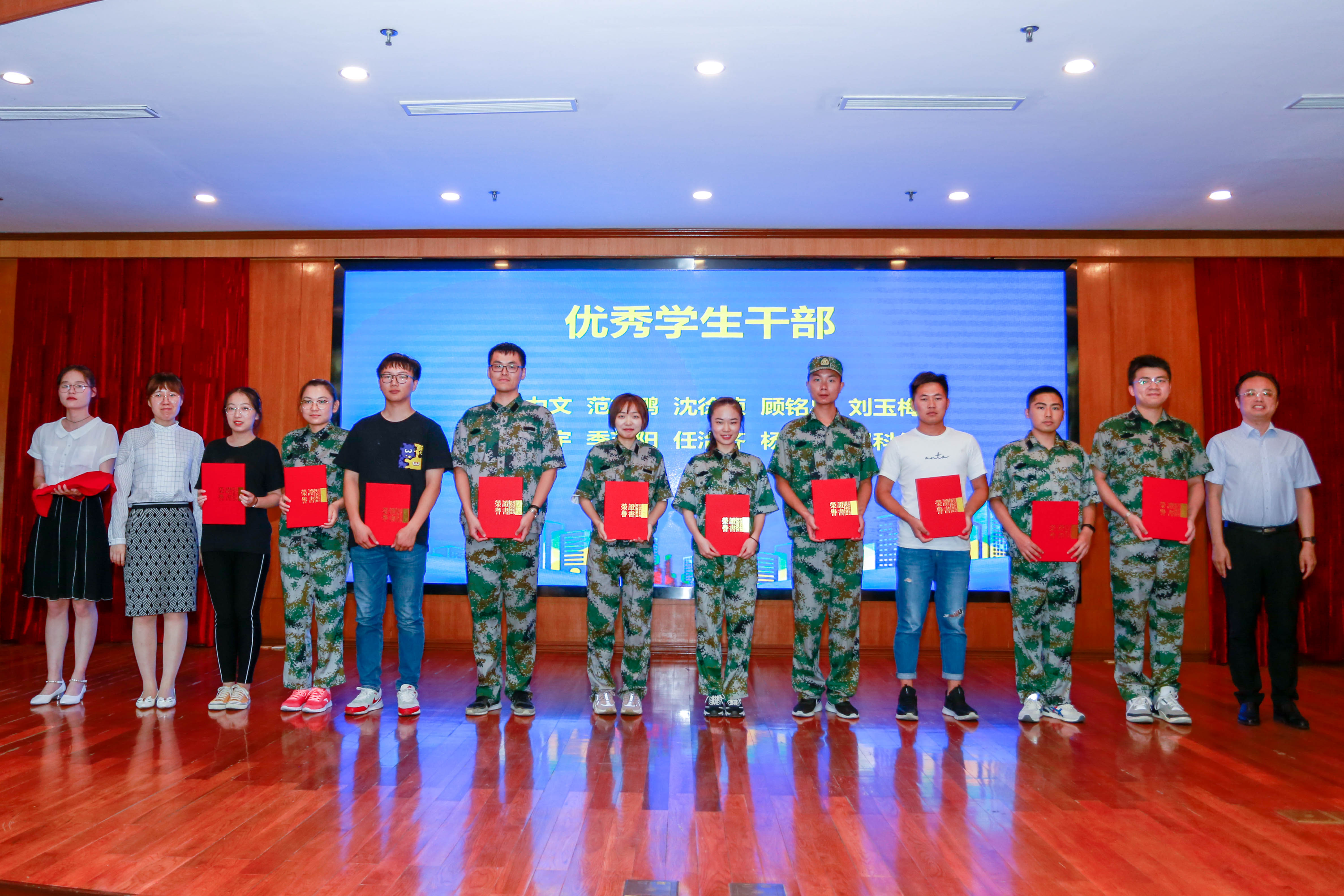 ΰ�¹���(victor1946)�ٷ���վ-Officials Website