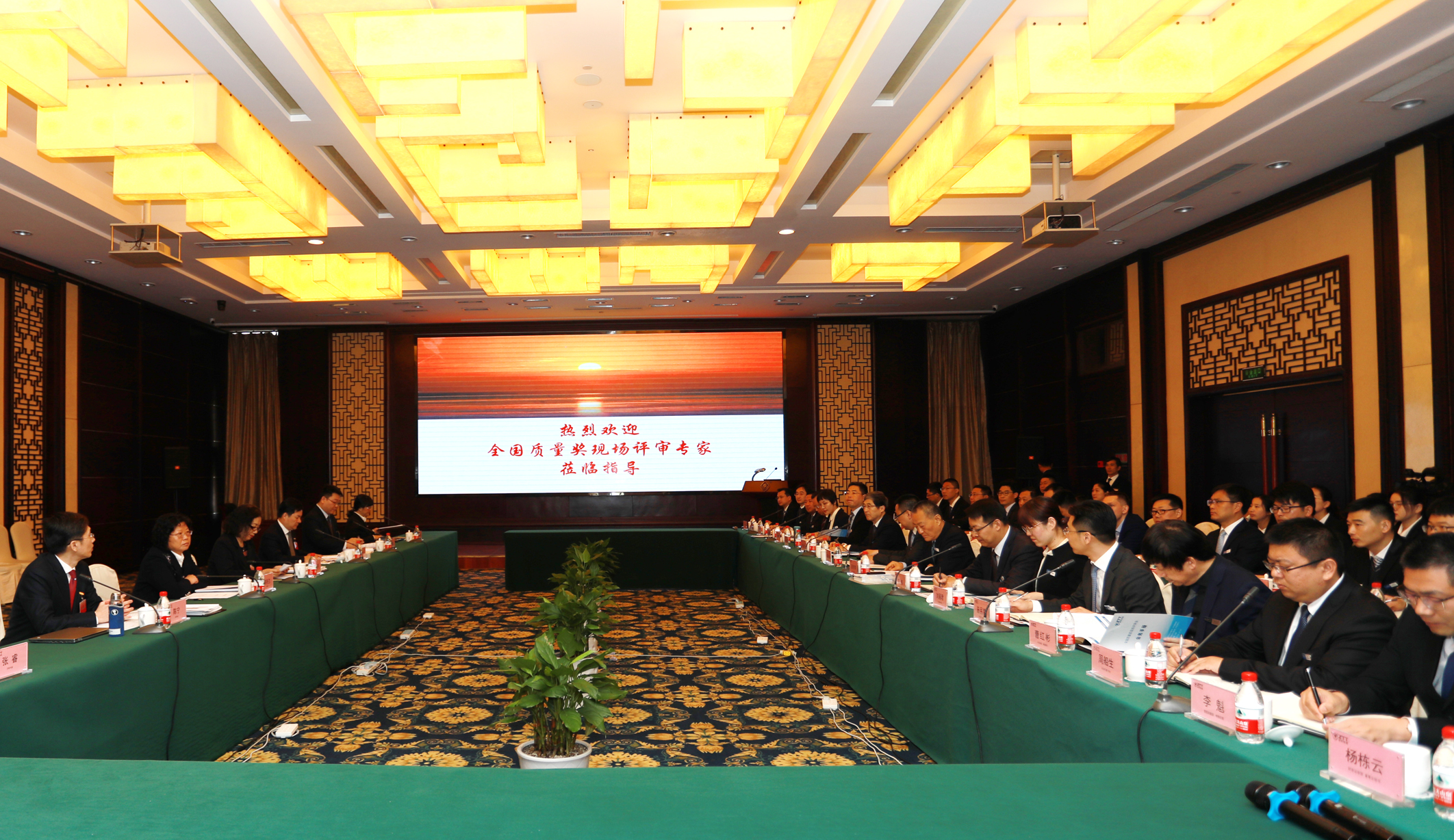 ΰ�¹���(victor1946)�ٷ���վ-Officials Website