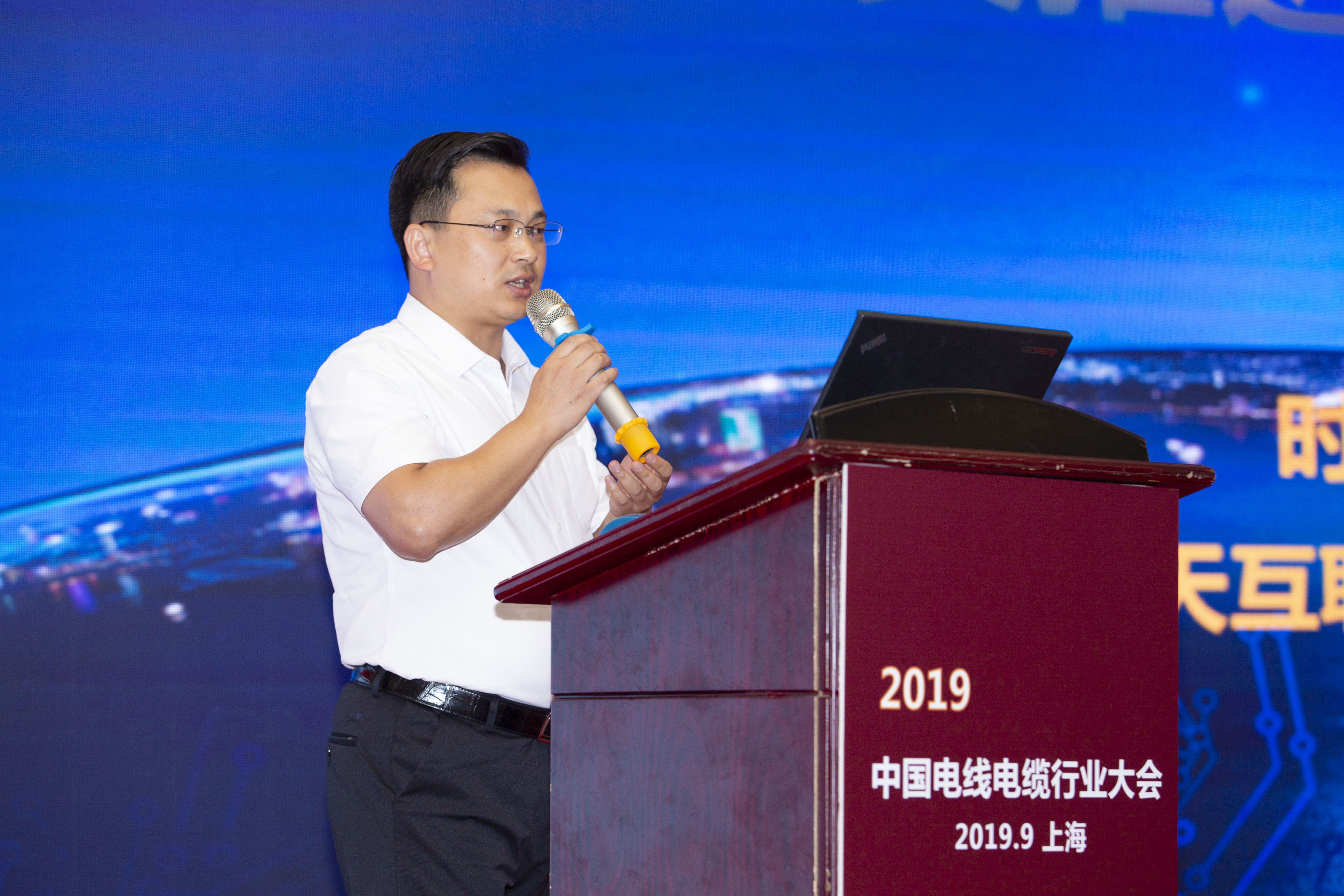 ΰ�¹���(victor1946)�ٷ���վ-Officials Website