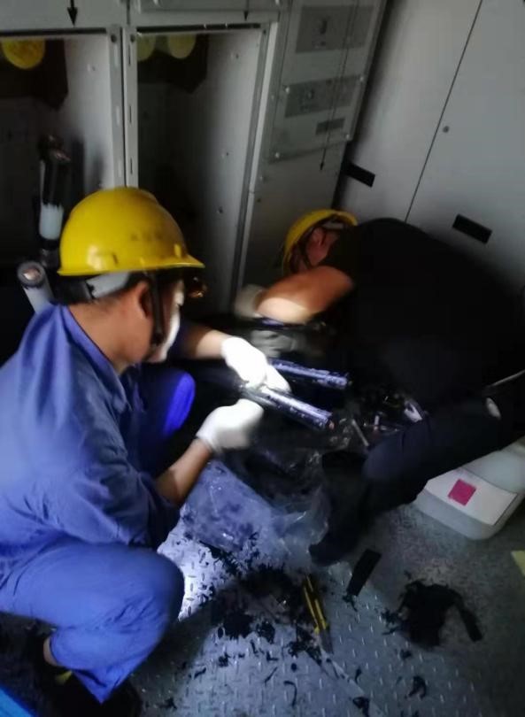 ΰ�¹���(victor1946)�ٷ���վ-Officials Website