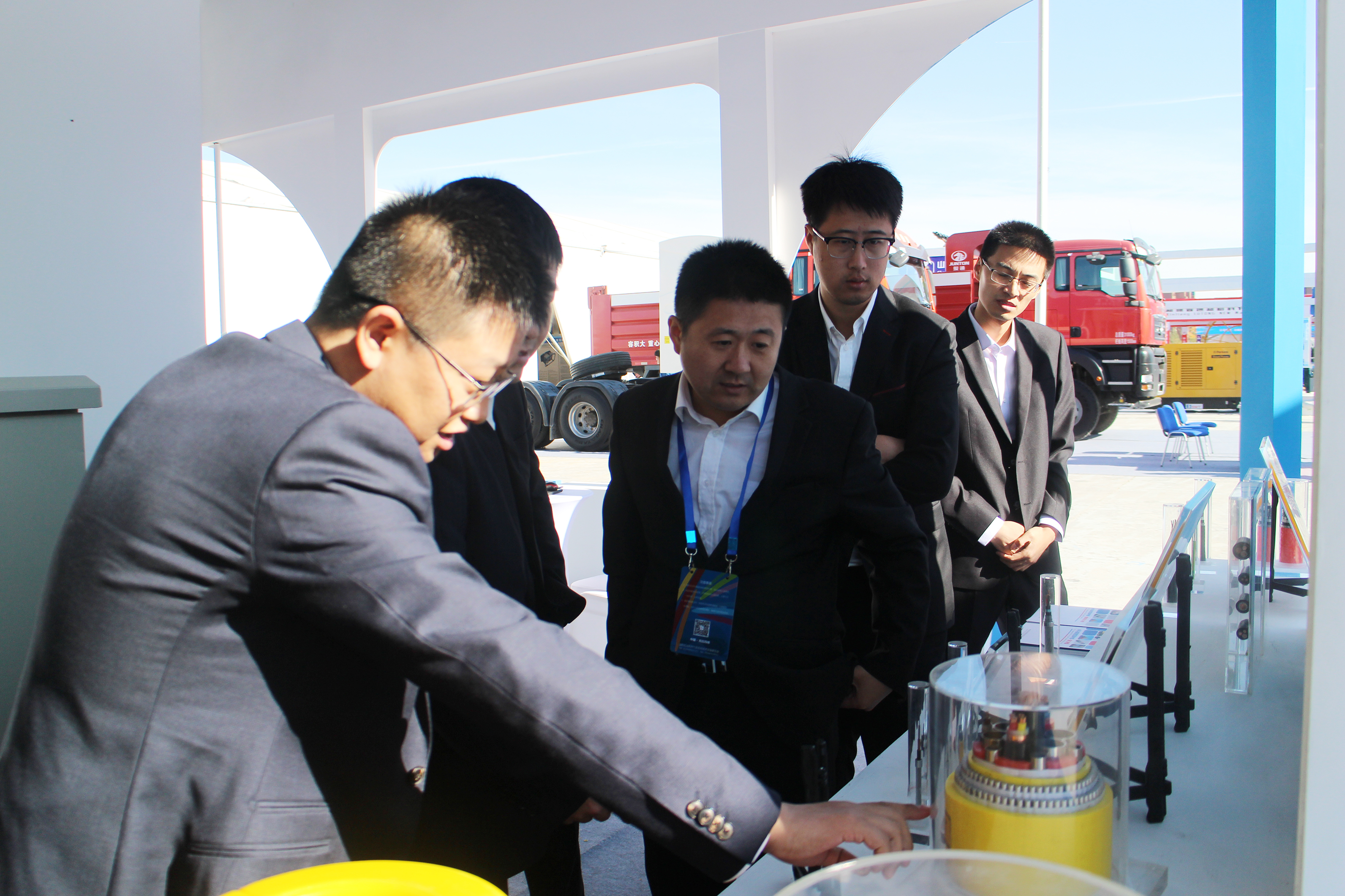 ΰ�¹���(victor1946)�ٷ���վ-Officials Website