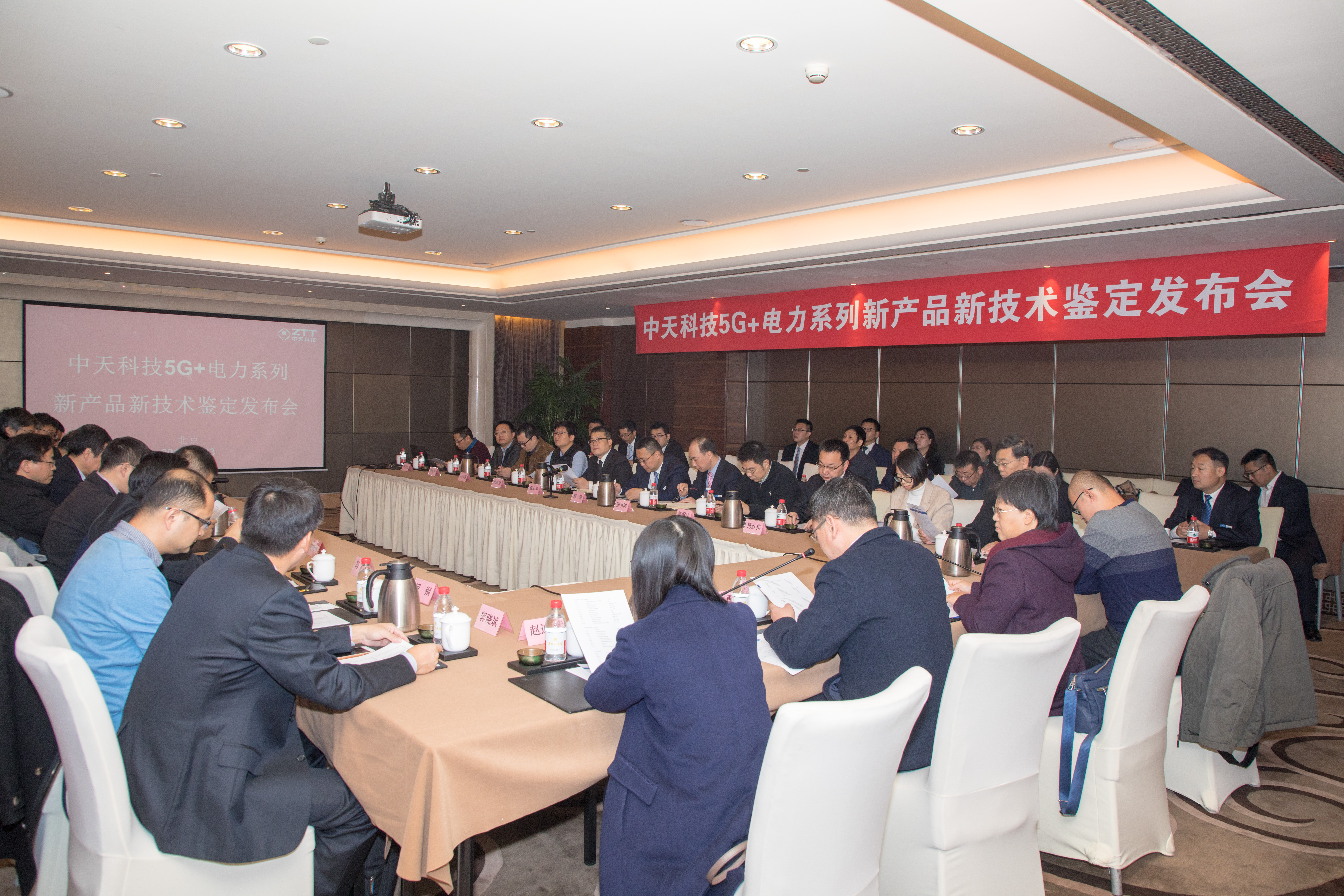 ΰ�¹���(victor1946)�ٷ���վ-Officials Website