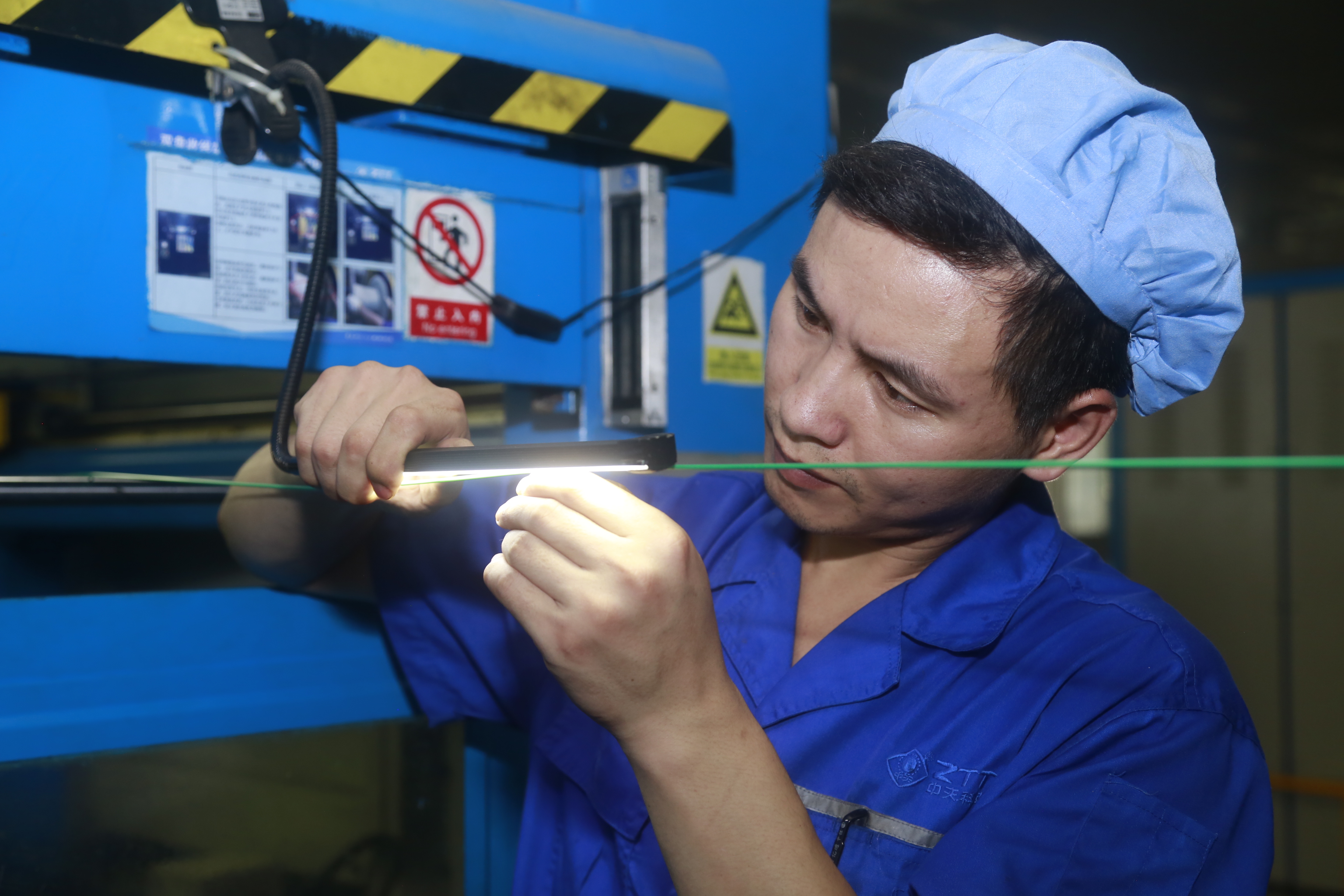 ΰ�¹���(victor1946)�ٷ���վ-Officials Website