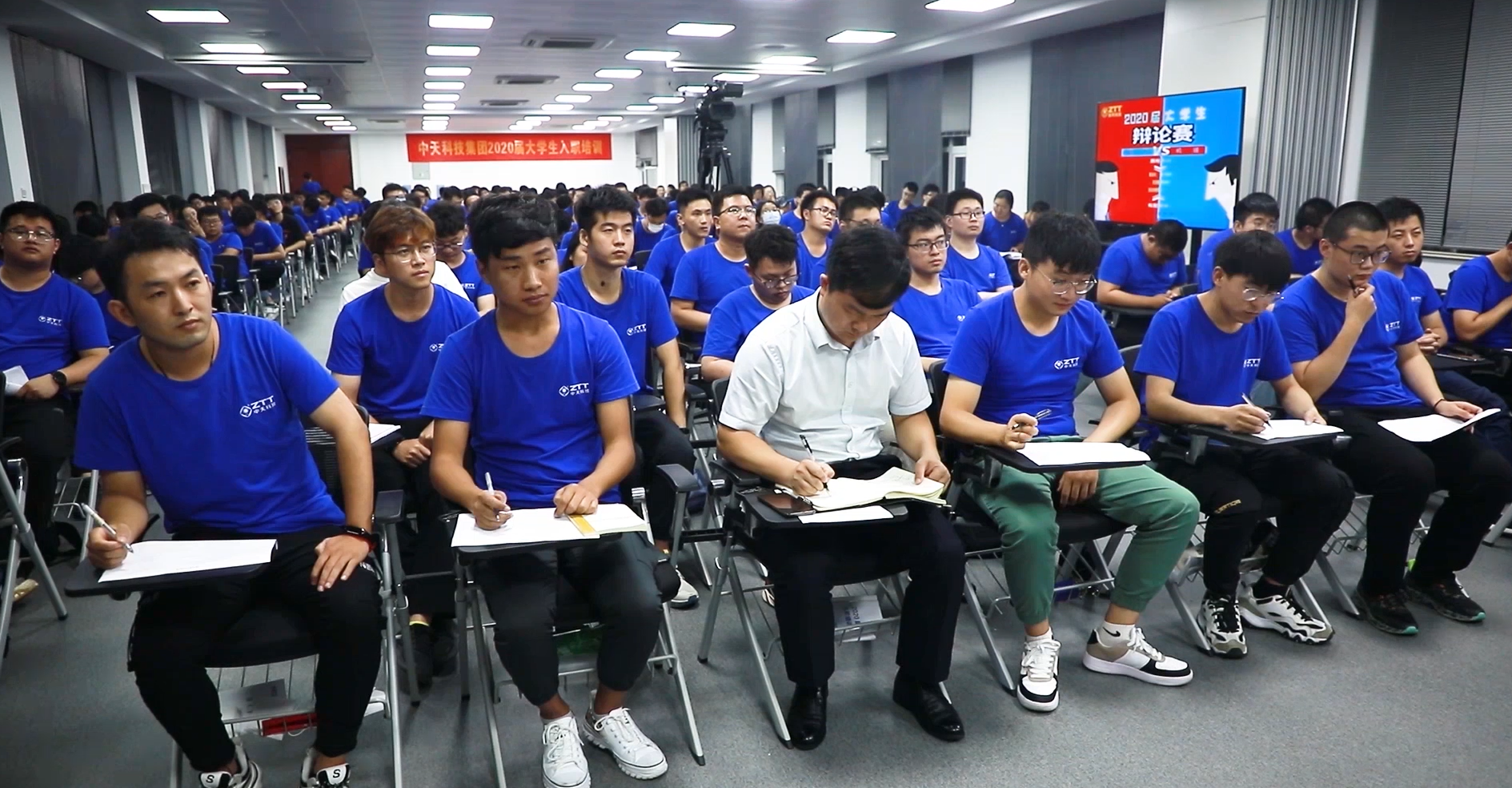 ΰ�¹���(victor1946)�ٷ���վ-Officials Website