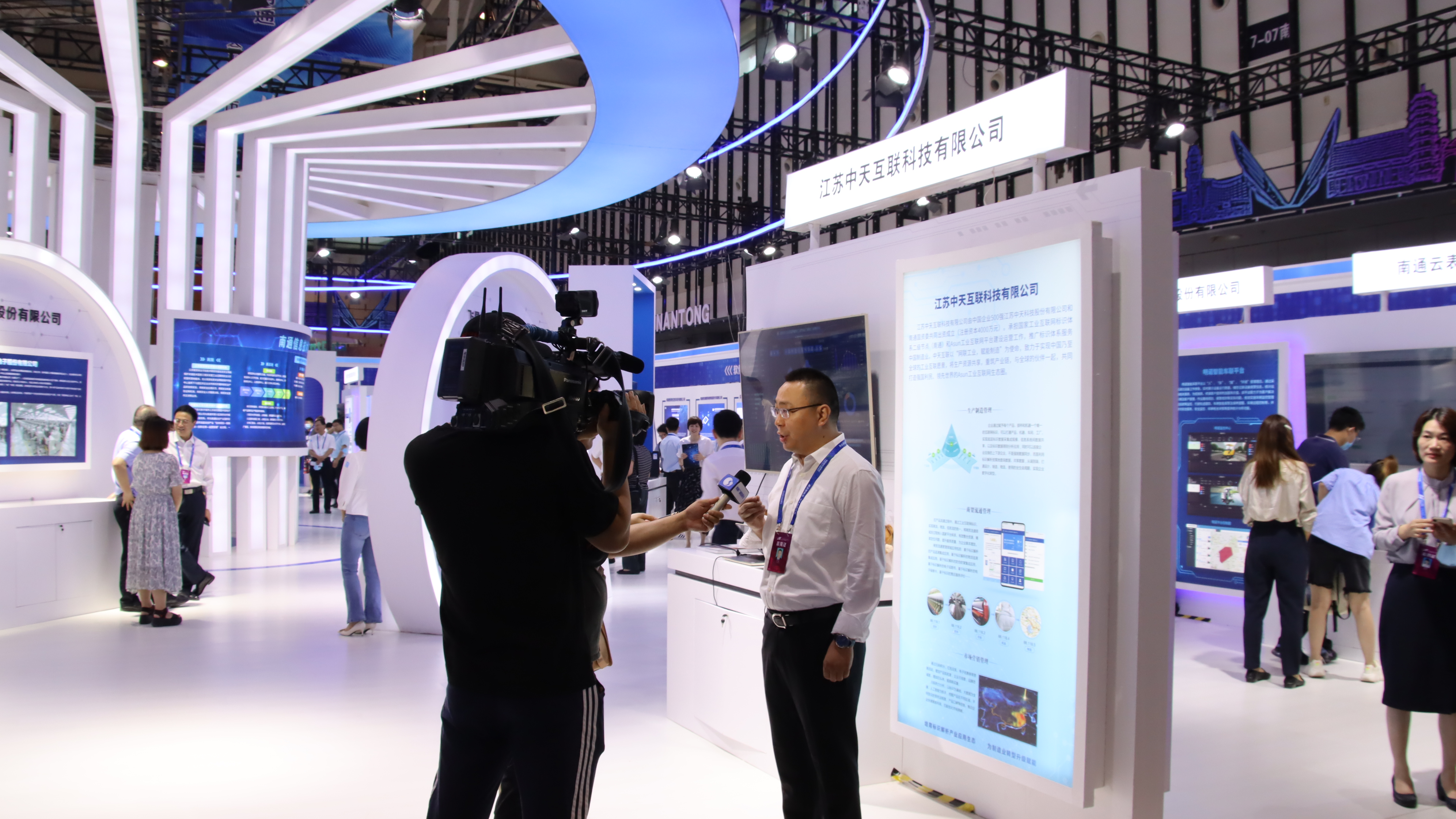 ΰ�¹���(victor1946)�ٷ���վ-Officials Website