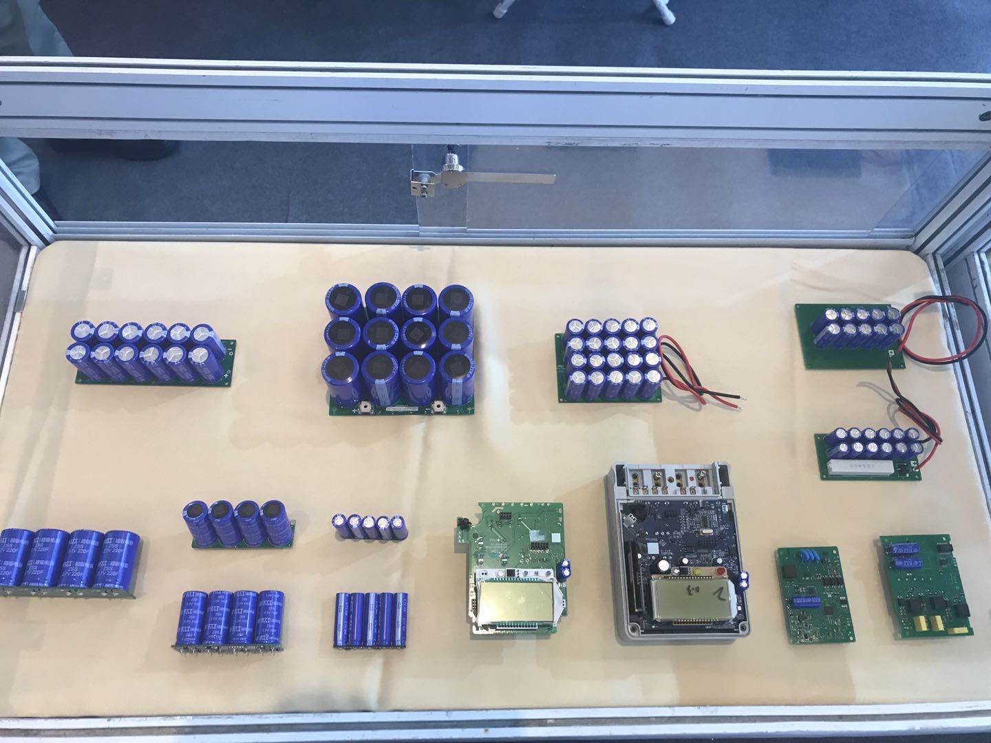 ΰ�¹���(victor1946)�ٷ���վ-Officials Website