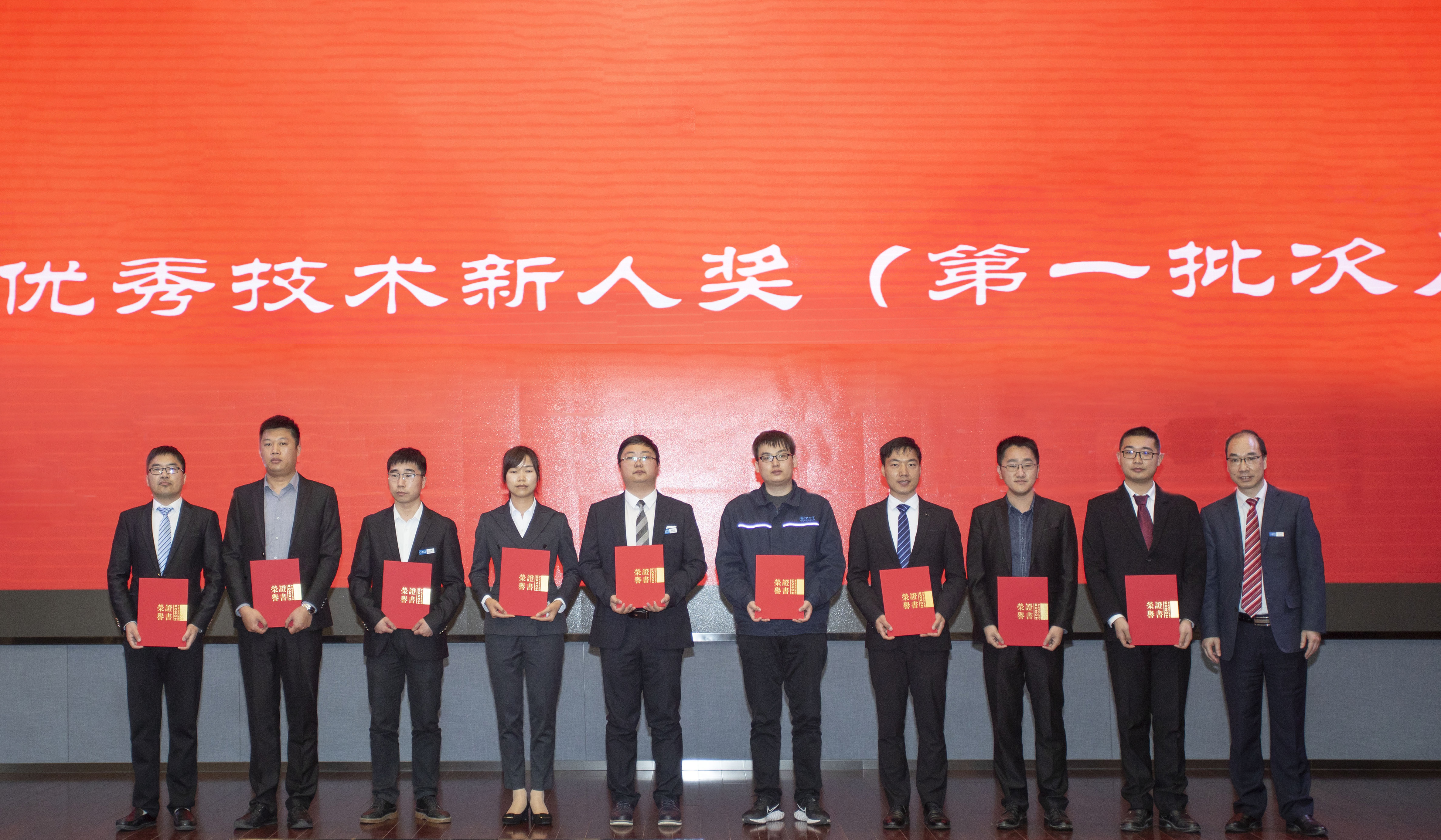 ΰ�¹���(victor1946)�ٷ���վ-Officials Website