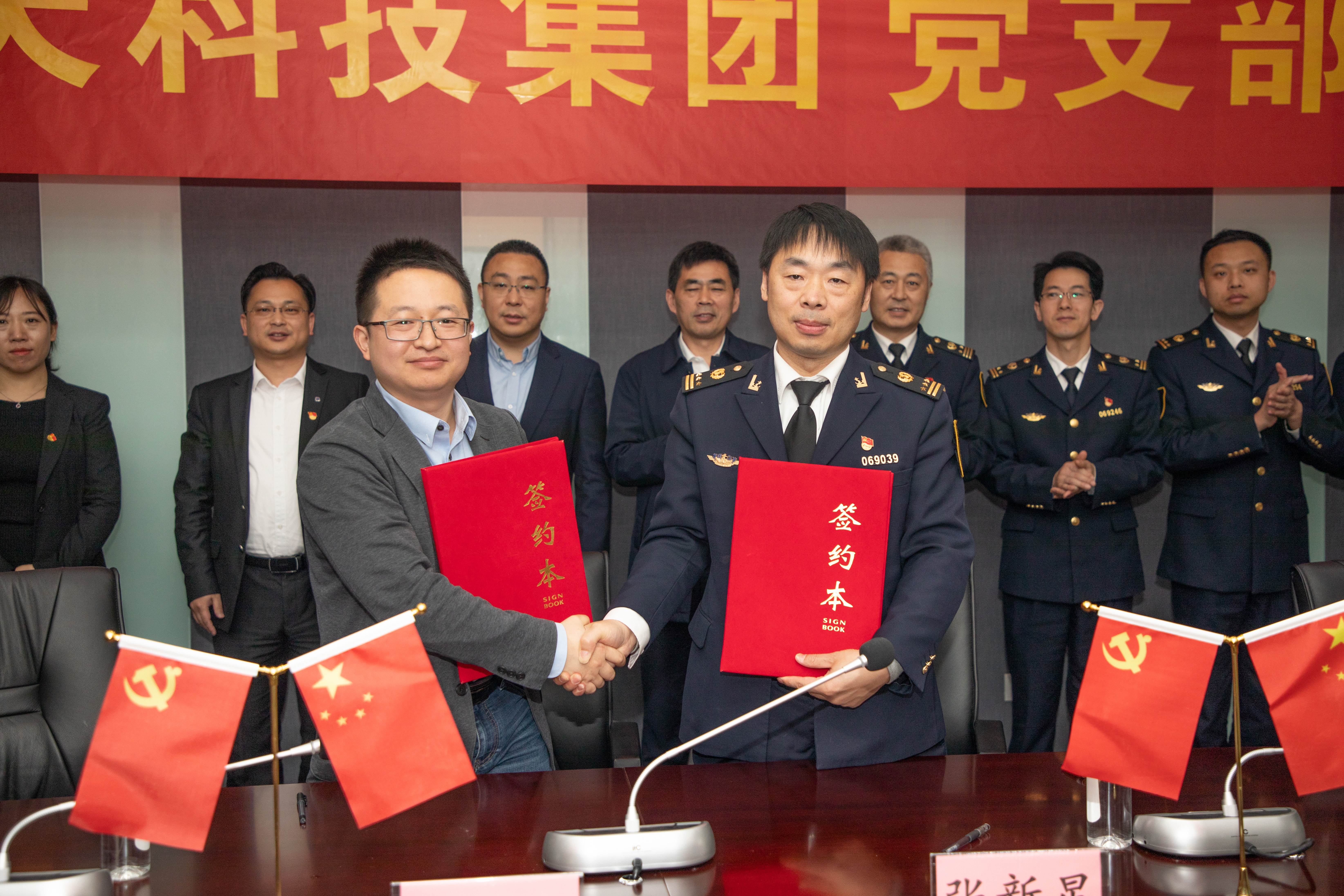 ΰ�¹���(victor1946)�ٷ���վ-Officials Website