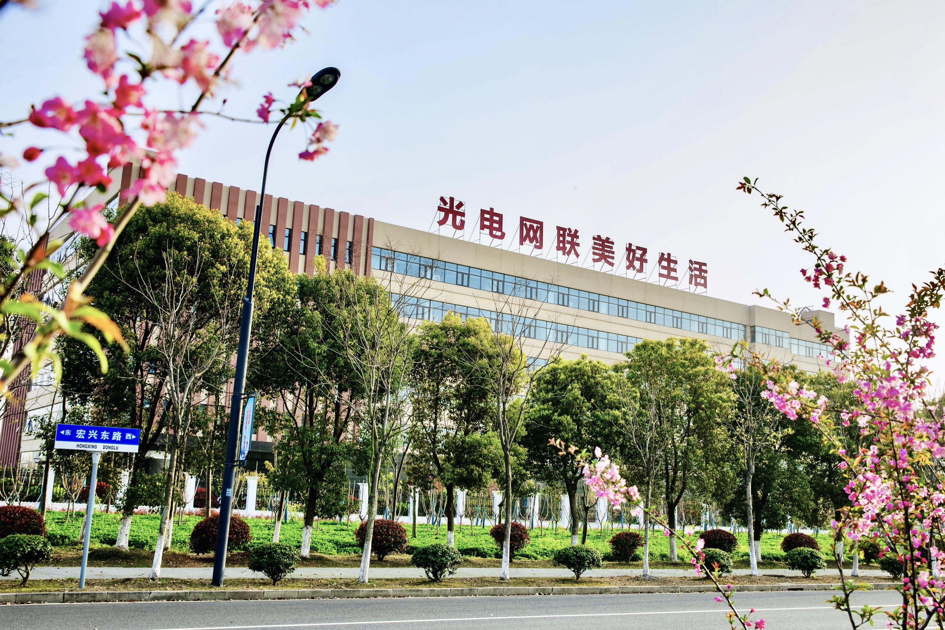 ΰ�¹���(victor1946)�ٷ���վ-Officials Website