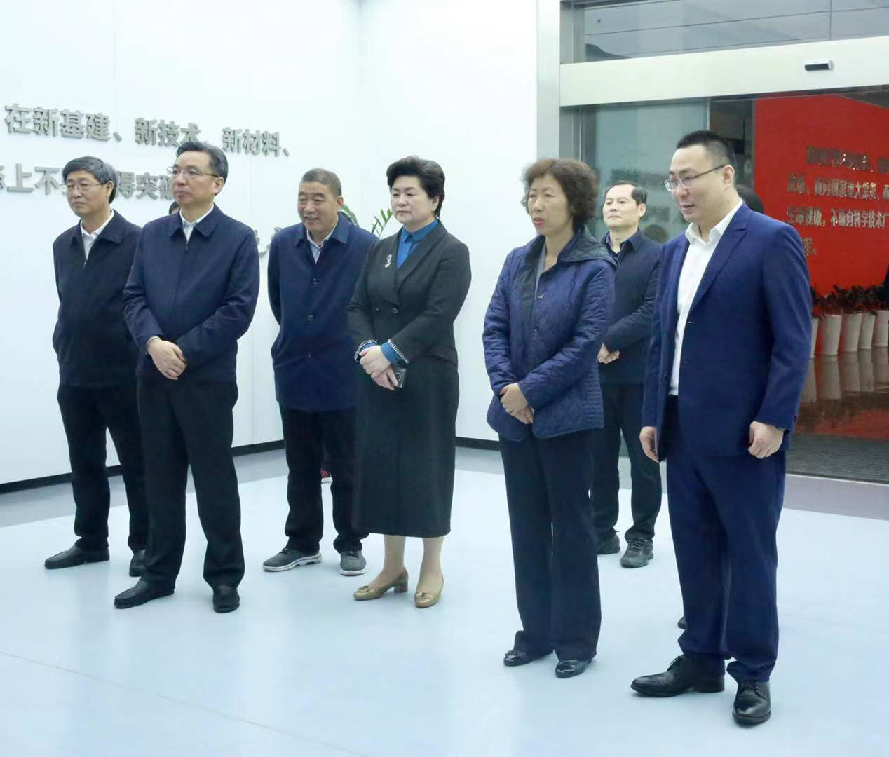 ΰ�¹���(victor1946)�ٷ���վ-Officials Website