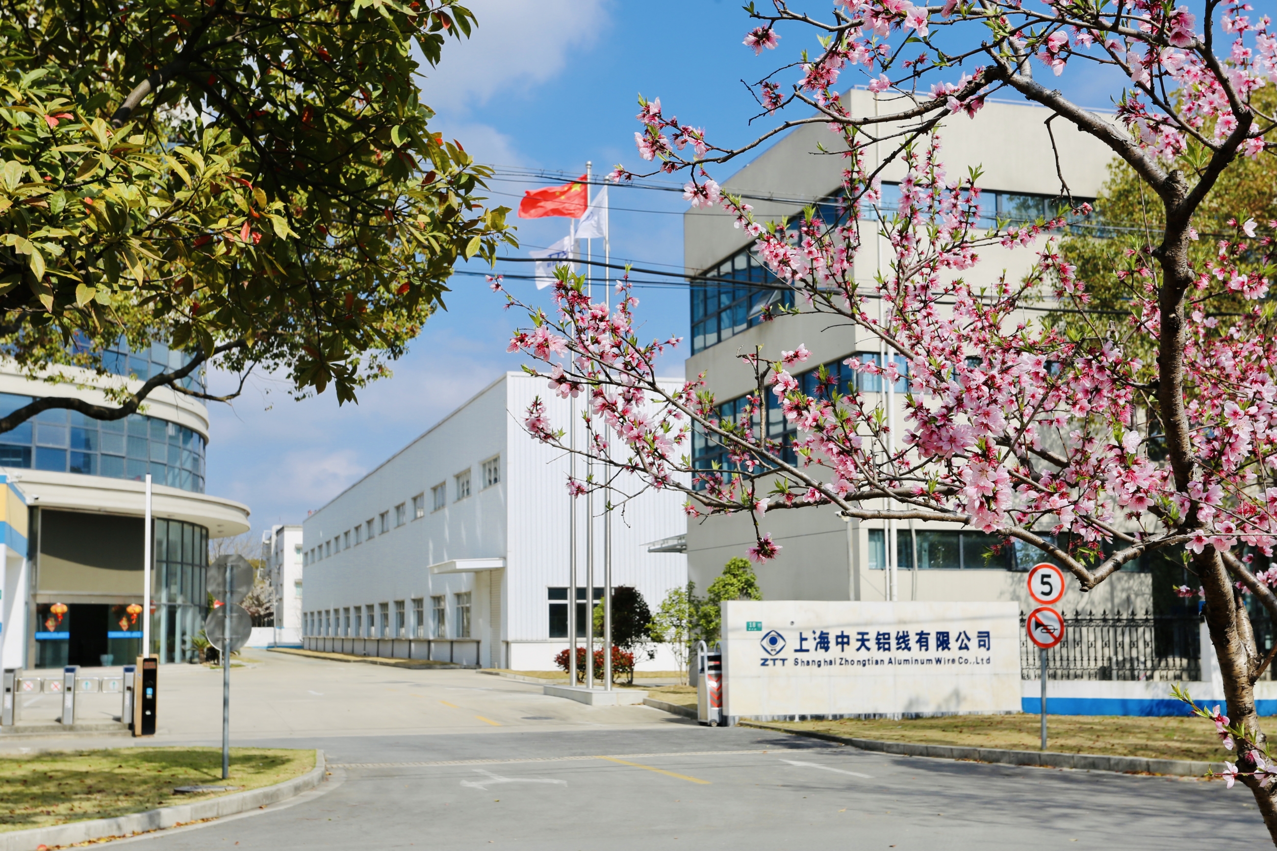 ΰ�¹���(victor1946)�ٷ���վ-Officials Website